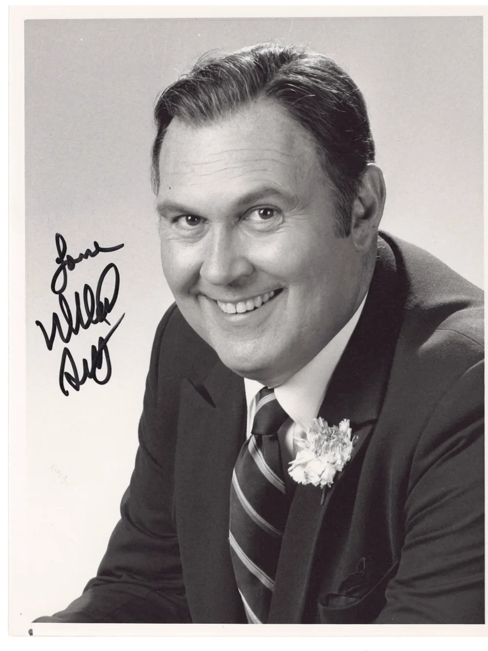 Willard Scott — Willard Scott Signed 7x9 B/W Promo Photo — Today Show Weather Personality — Auto