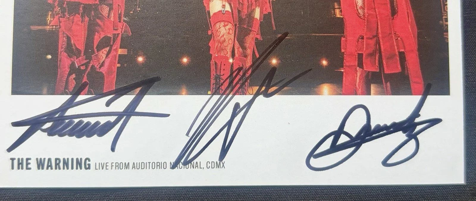 The Warning Live From Auditorio Nacional, CDMX 2 CD (Pau Ver) with signed insert, image 3