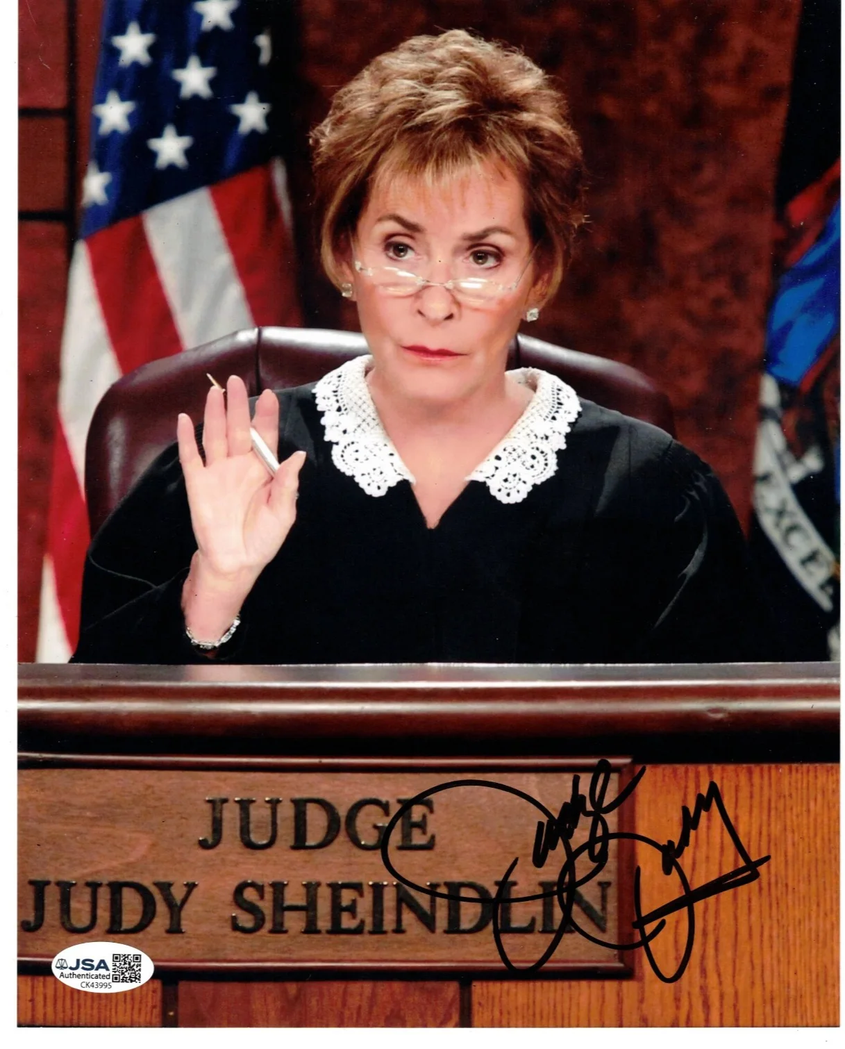 Judge Judy Sheindlin Signed 8x10 Photo Autographed, TV Courtroom, JSA COA, изображение 2