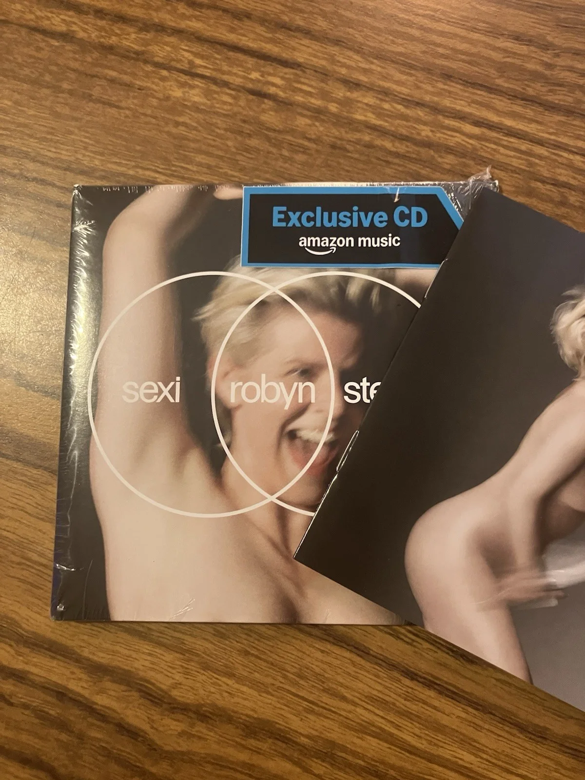 Robyn Sexistential Amazon Music Exclusive Signed Autographed CD Sold Out!, изображение 5