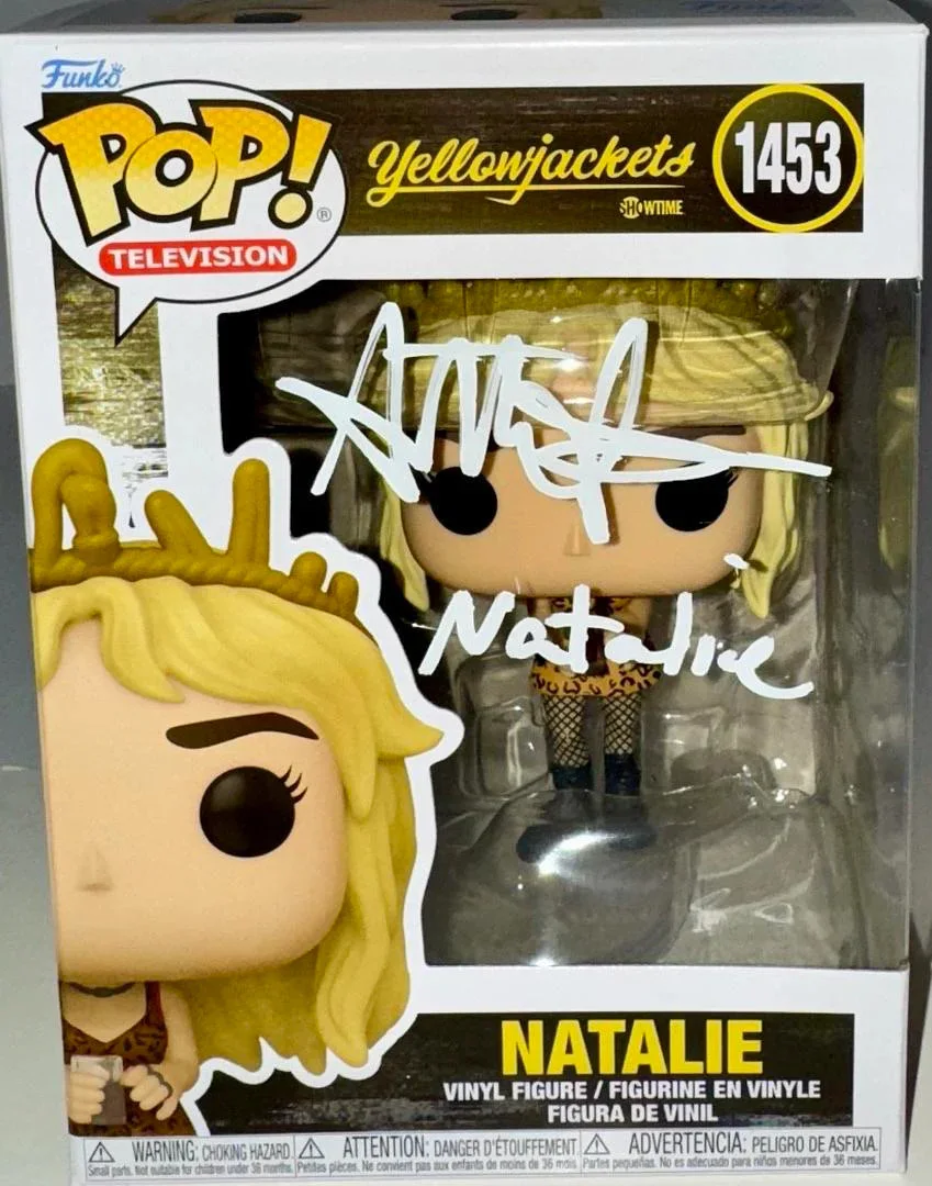 Juliette Lewis — Juliette Lewis Signed Funko #1453 "Natalie" (Yellowjackets) - Beckett COA, image 2