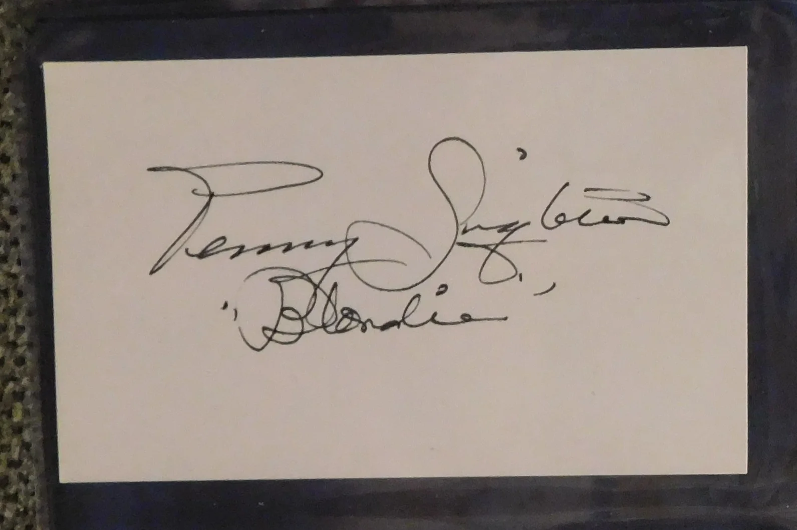 Maureen OHara — Maureen O'Hara, Penny Singleton, Madeline Carroll signed 3 x 5 index cards, image 2