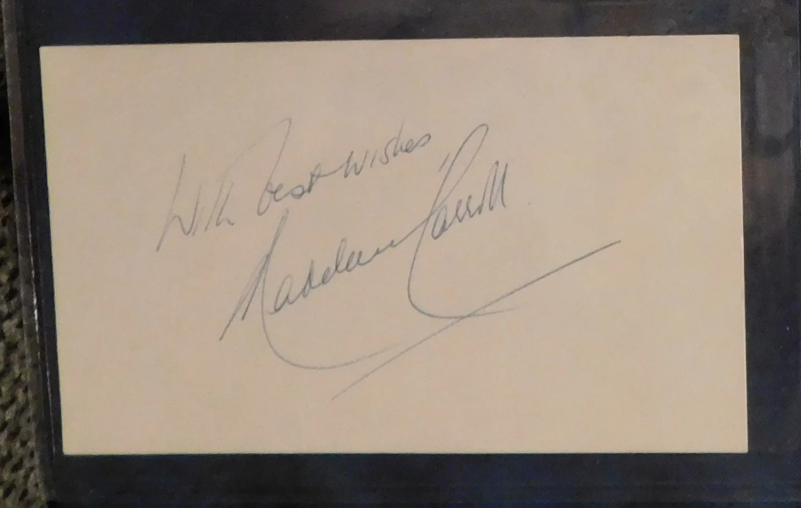 Maureen OHara — Maureen O'Hara, Penny Singleton, Madeline Carroll signed 3 x 5 index cards, image 3