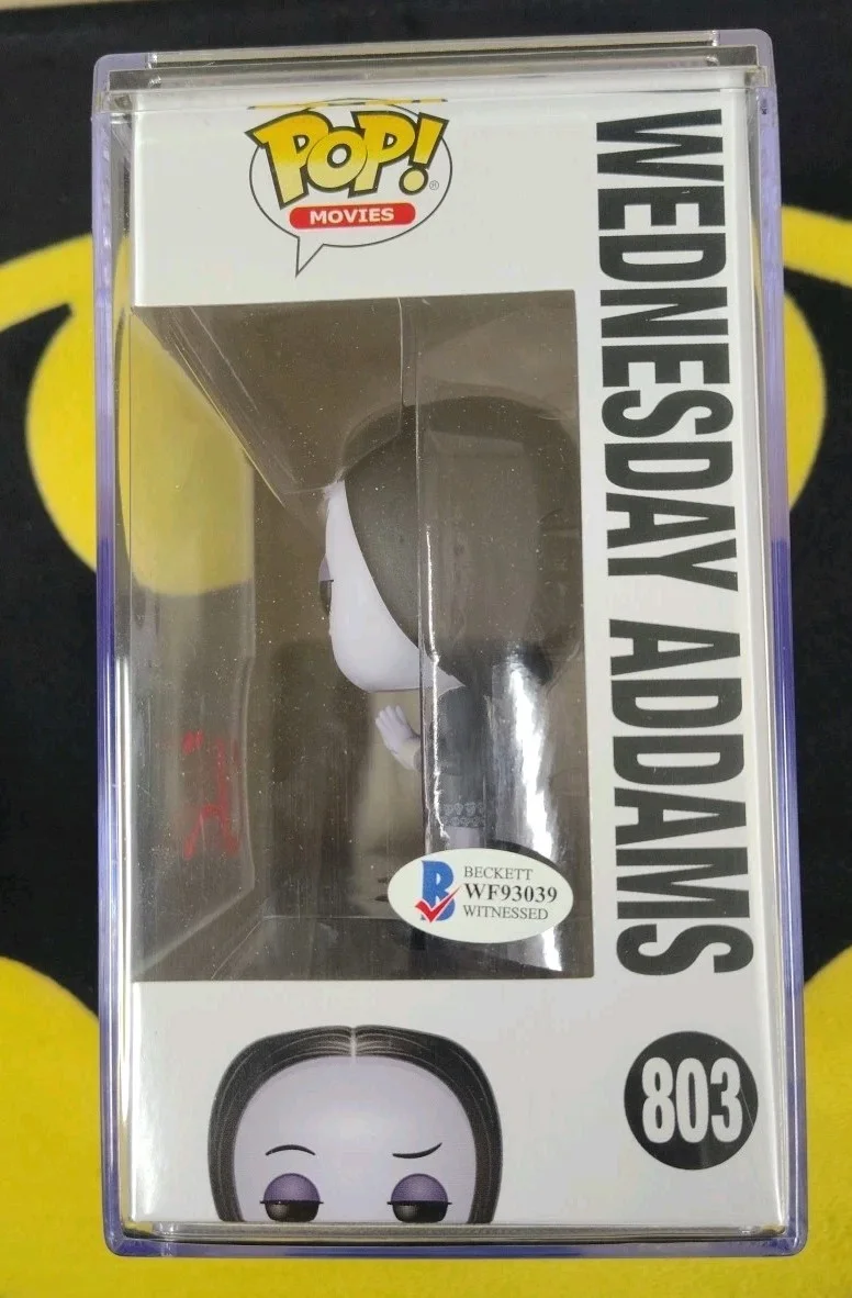 Christina Ricci autographed The Addams Family Funko Pop 803 Beckett Coa Hard Cas, изображение 2