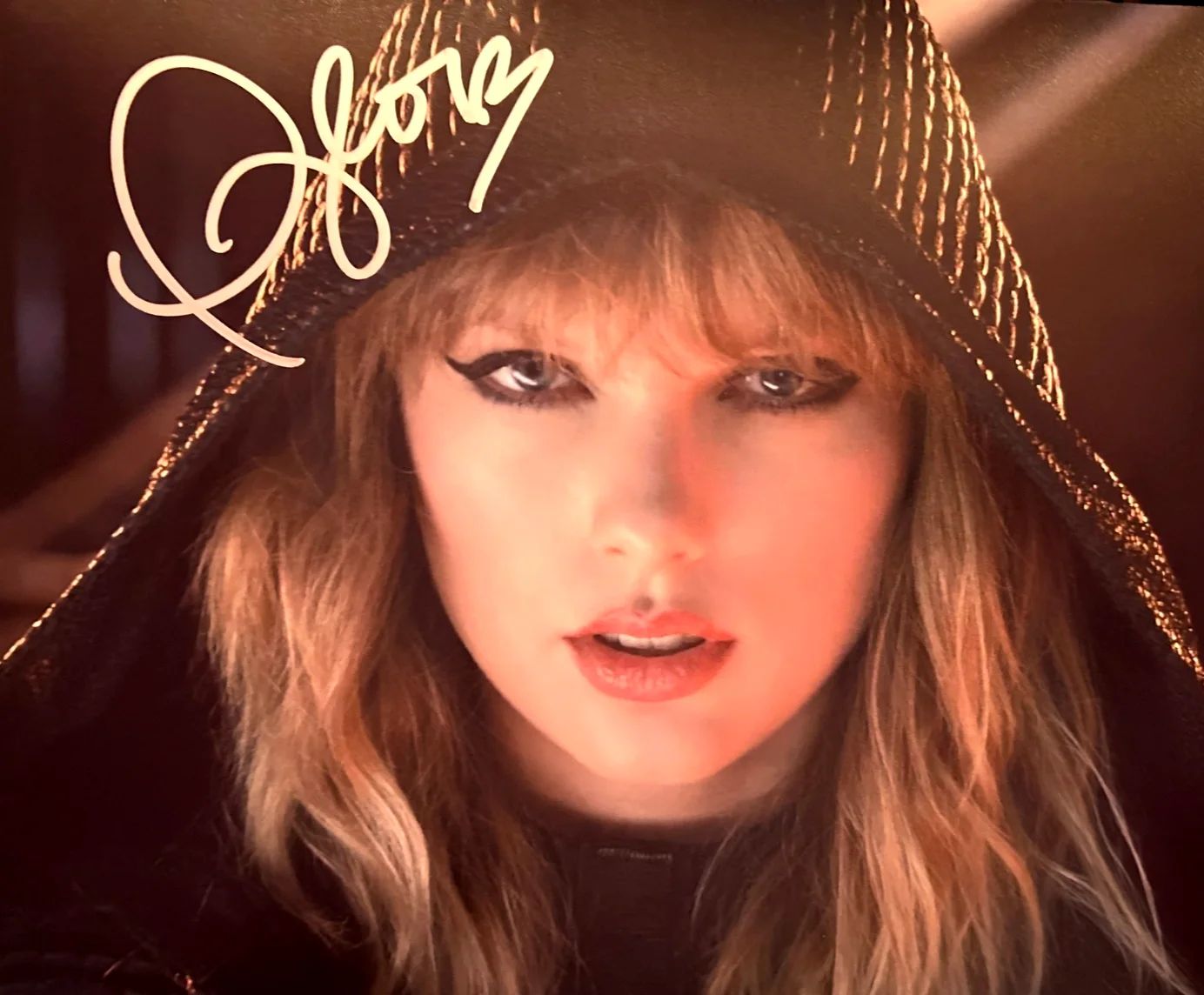 TAYLOR SWIFT Signed Genuine 8x10" Authentic Original Autograph Signature w/COA, изображение 5