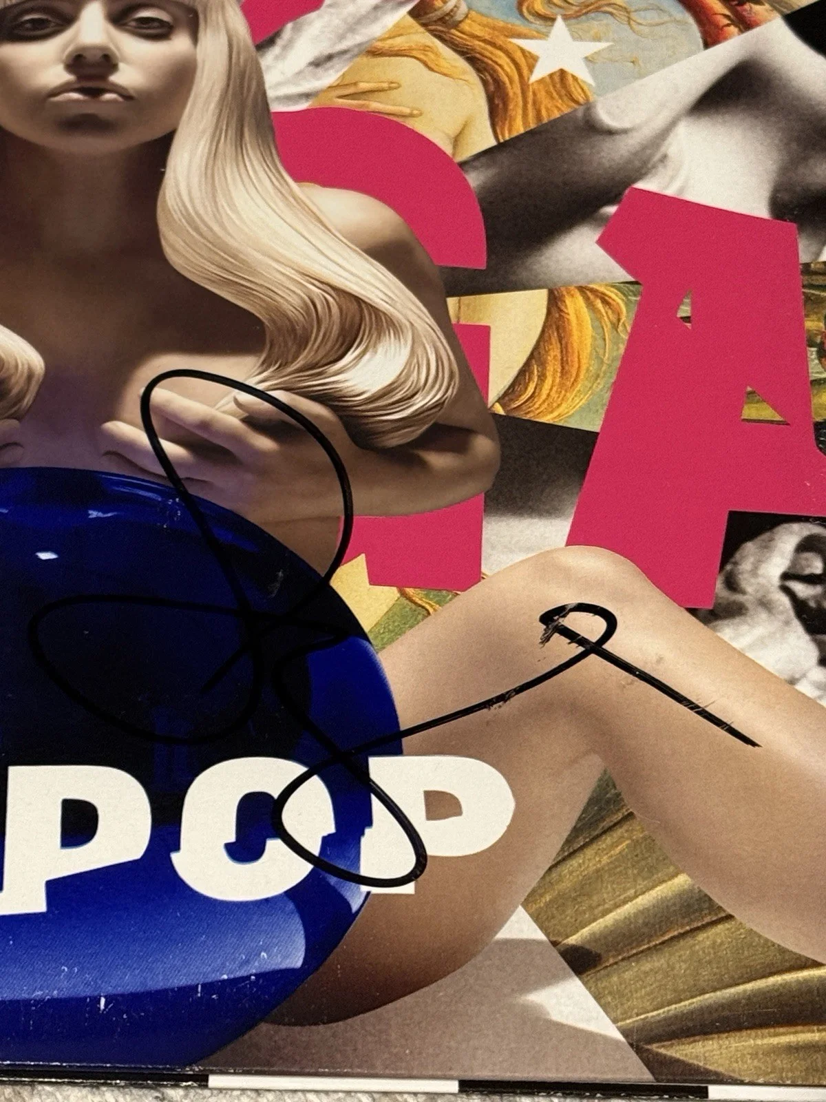 LADY GAGA SIGNED ARTPOP VINYL LP - BECKETT LOA, изображение 2