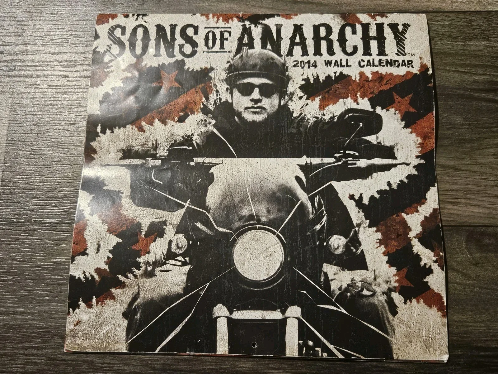 Charlie Hunnam — Sons Of Anarchy Calender SIGNED by 5 Cast Members Charlie Hunnam, Kim Coates Etc