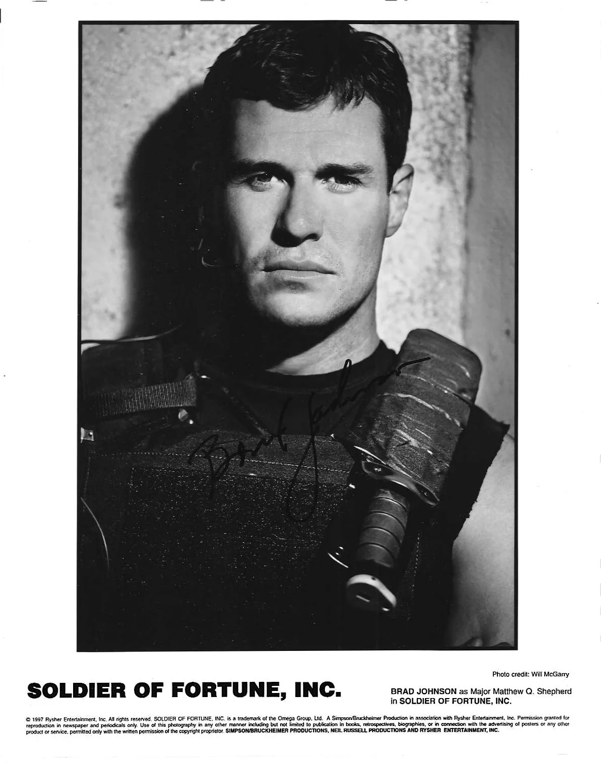 Brad Johnson — BRAD JOHNSON - 8 x 10 - SOLDIER OF FORTUNE INC - in Person