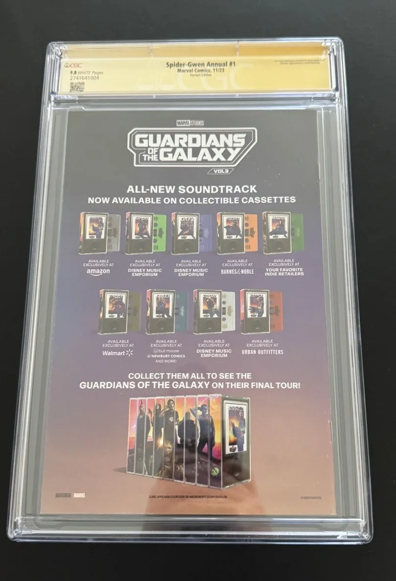 Hailee Steinfeld — HAILEE STEINFELD SIGNED SPIDER-GWEN ANNUAL #1 COMIC CGC 9.8 2, image 4