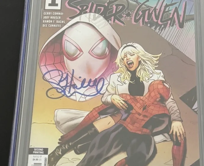 Hailee Steinfeld — HAILEE STEINFELD SIGNED WHAT IF? DARK SPIDER-GWEN #1 COMIC CGC 9.4 2, изображение 2