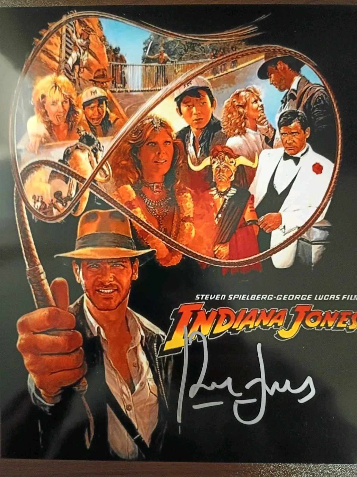 Harrison Ford — Harrison Ford Indiana Jones Signed 8x10 COA W/Matching Numbered Sticker
