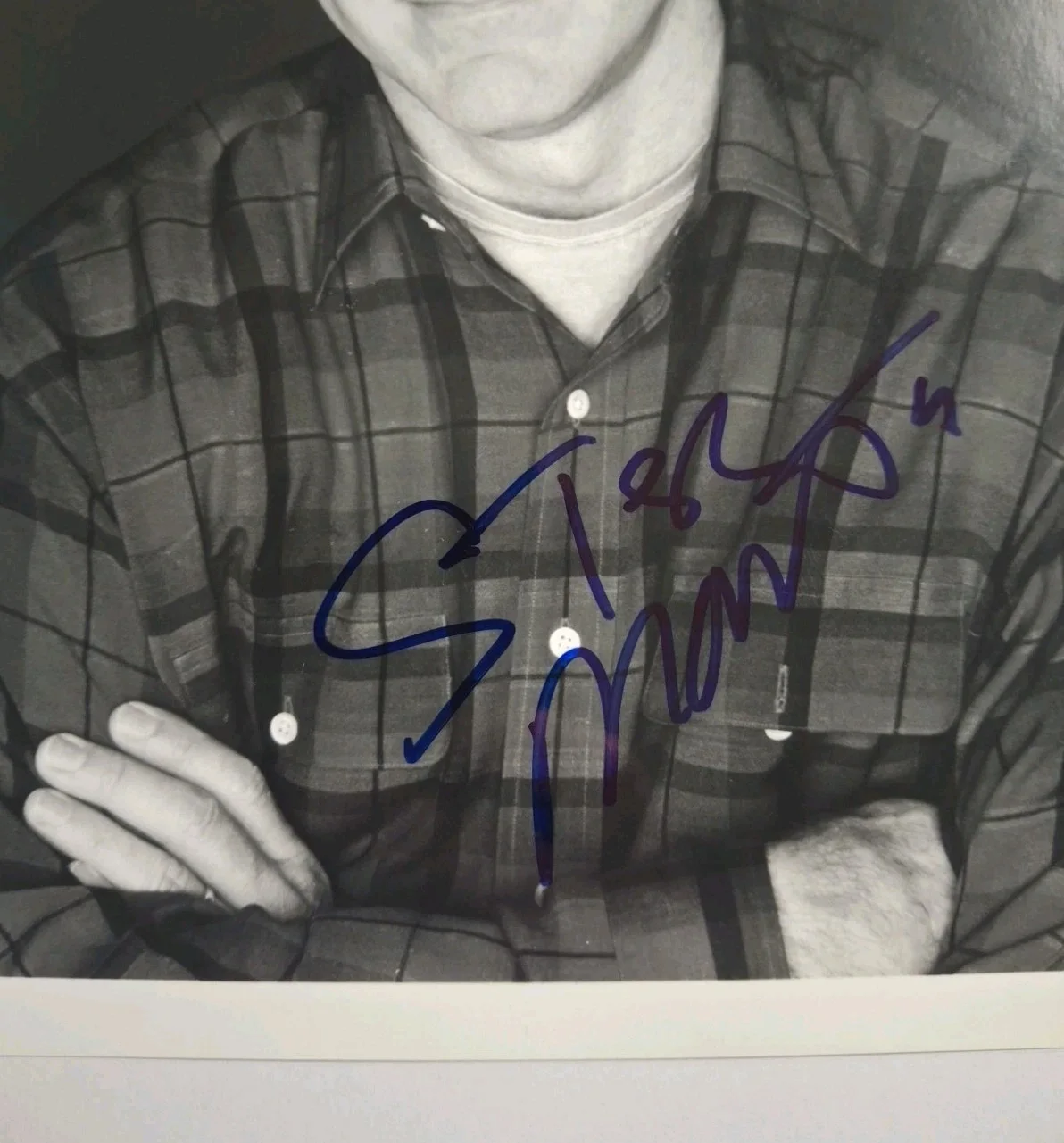 Steve Martin — STEVE MARTIN - SIGNED 8x10 Black & White Photo - THE JERK - SNL - W/PROOF, изображение 4