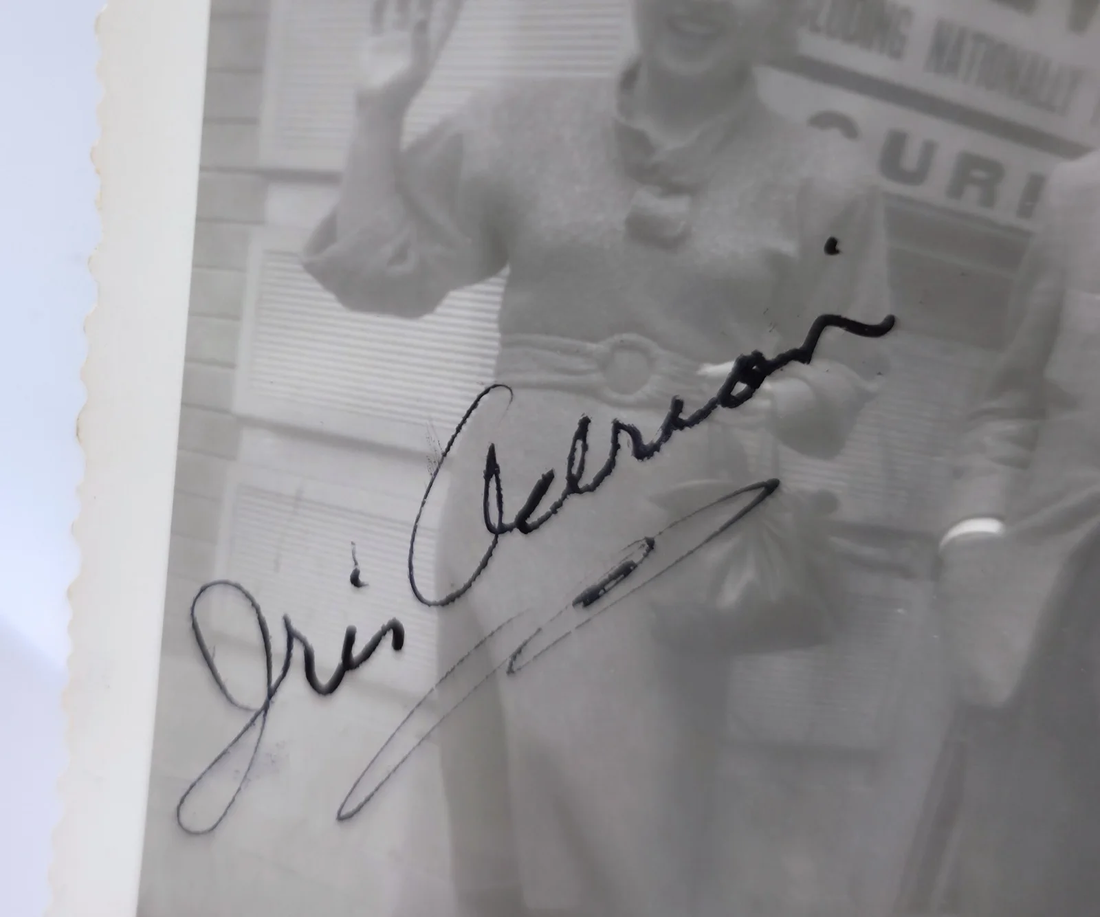 Vintage 1950s B&W Hand Signed Candid Photo Autograph Iris Adrian & Frank Remer, изображение 2