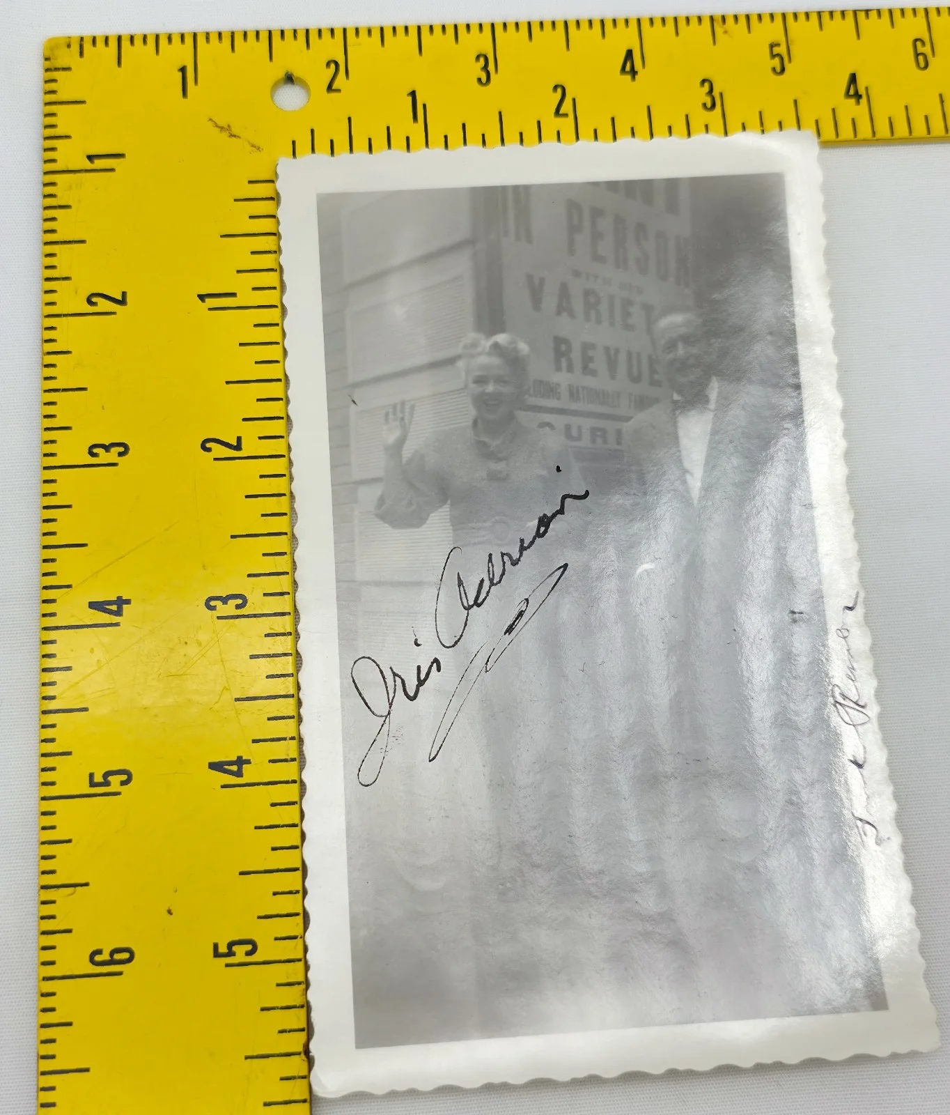 Vintage 1950s B&W Hand Signed Candid Photo Autograph Iris Adrian & Frank Remer, изображение 5