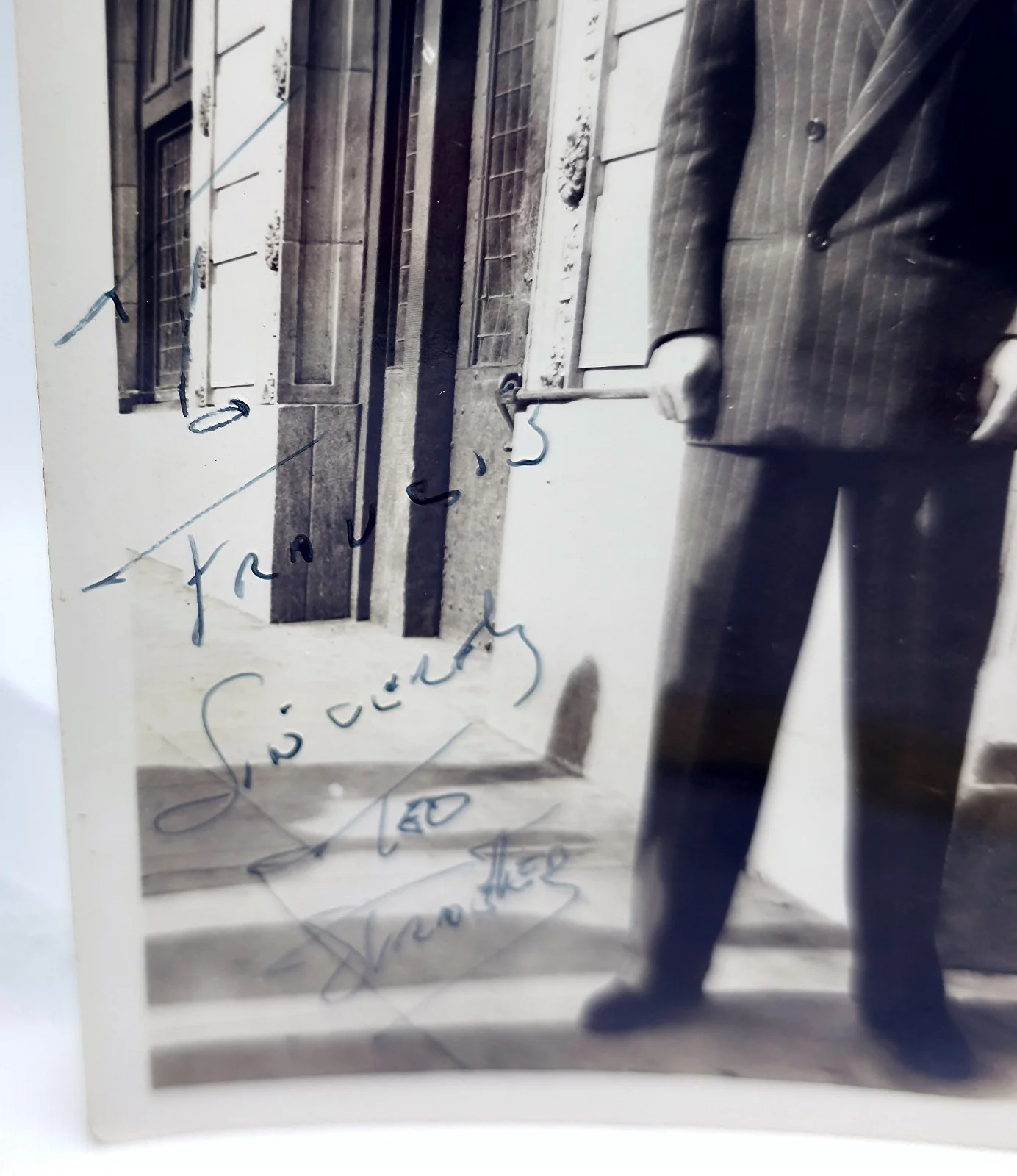 Ted Strother — Vintage 1950s B&W Hand Signed Candid Photo Autograph Ted Strother, image 2