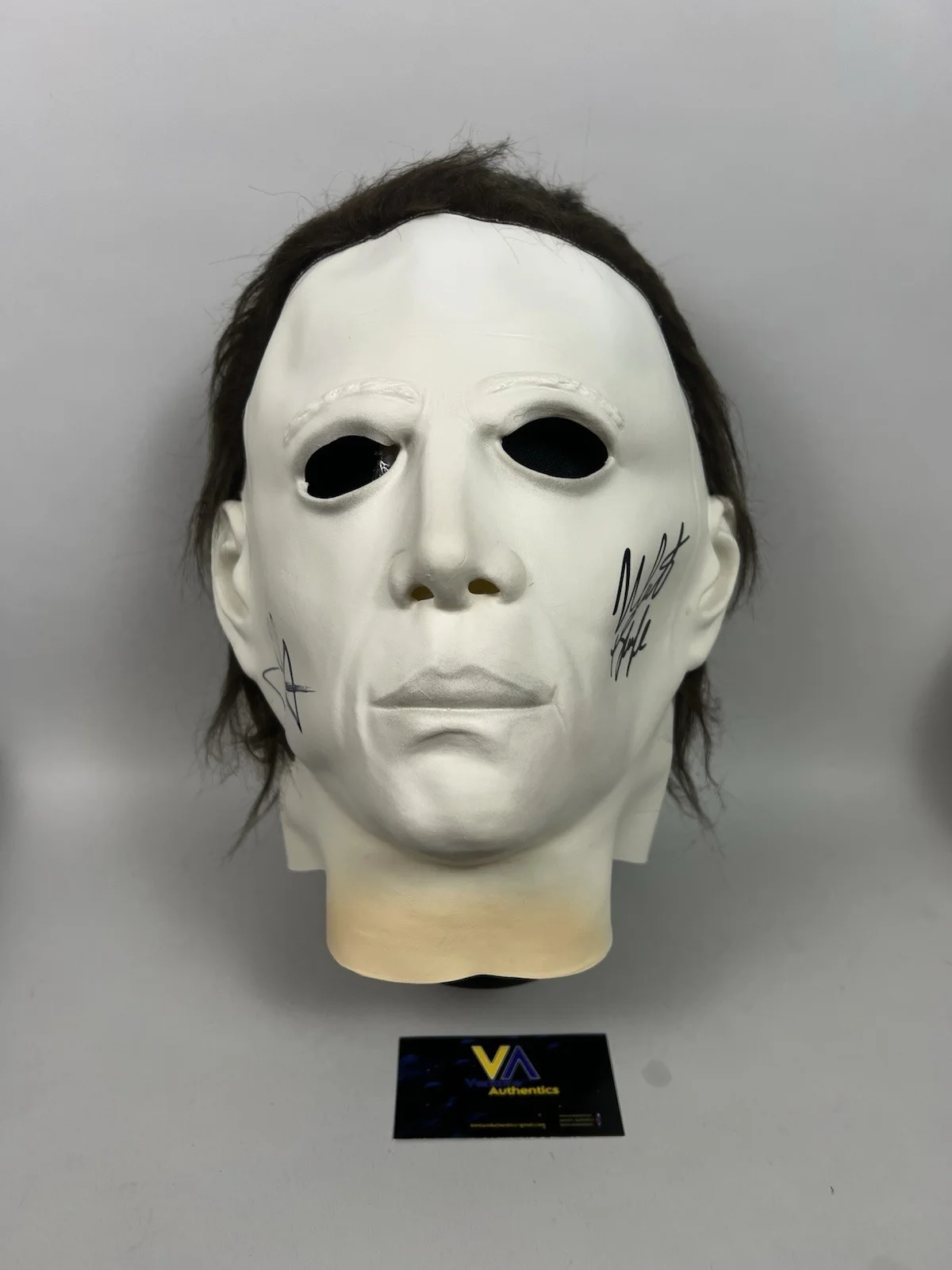 John Carpenter, Nick Castle — John Carpenter + Nick Castle Signed Halloween Michael Myers Mask w/ JSA WITNESS, изображение 4
