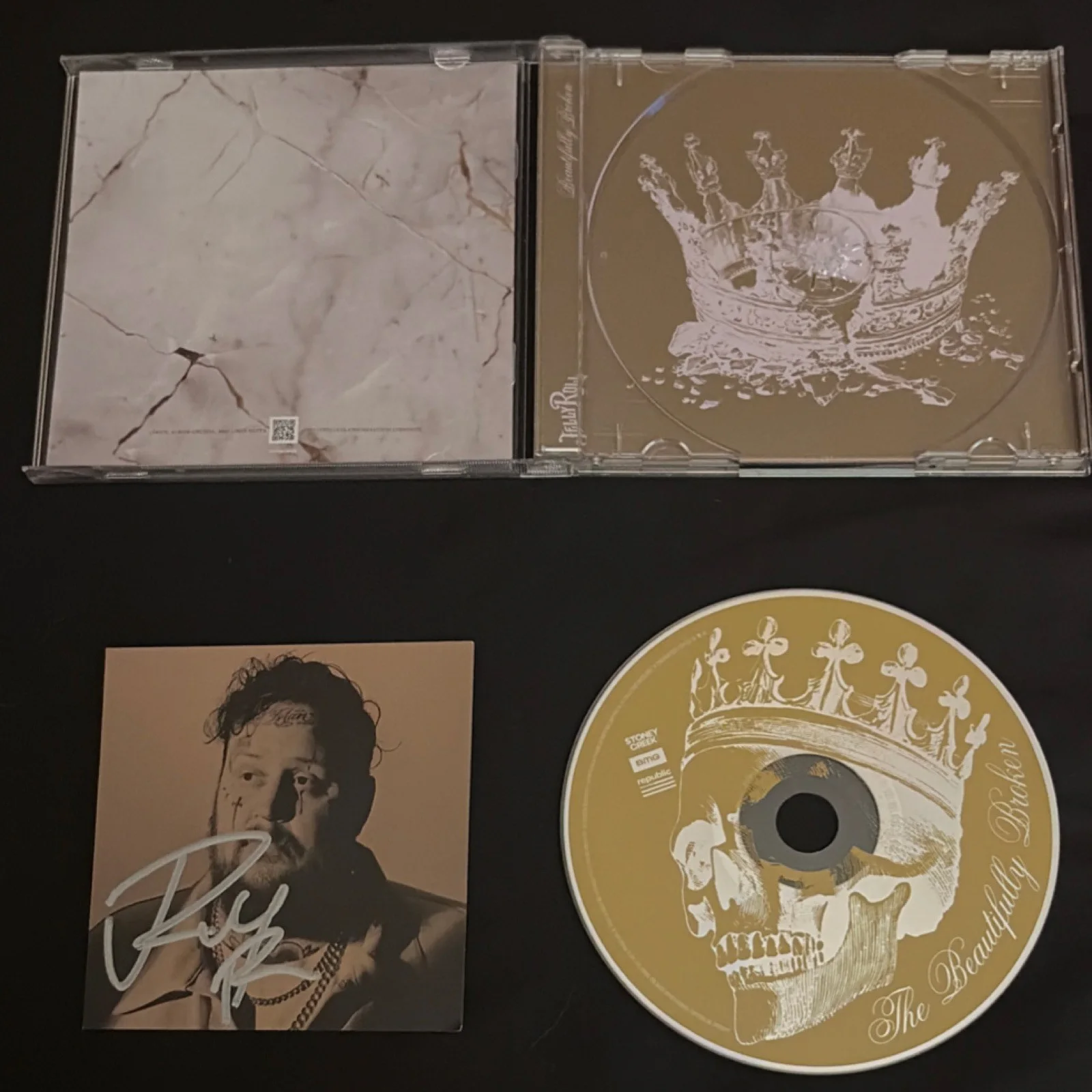 Autographed Rock & Pop CD with Signed Booklet, Original Music Collectible, изображение 3