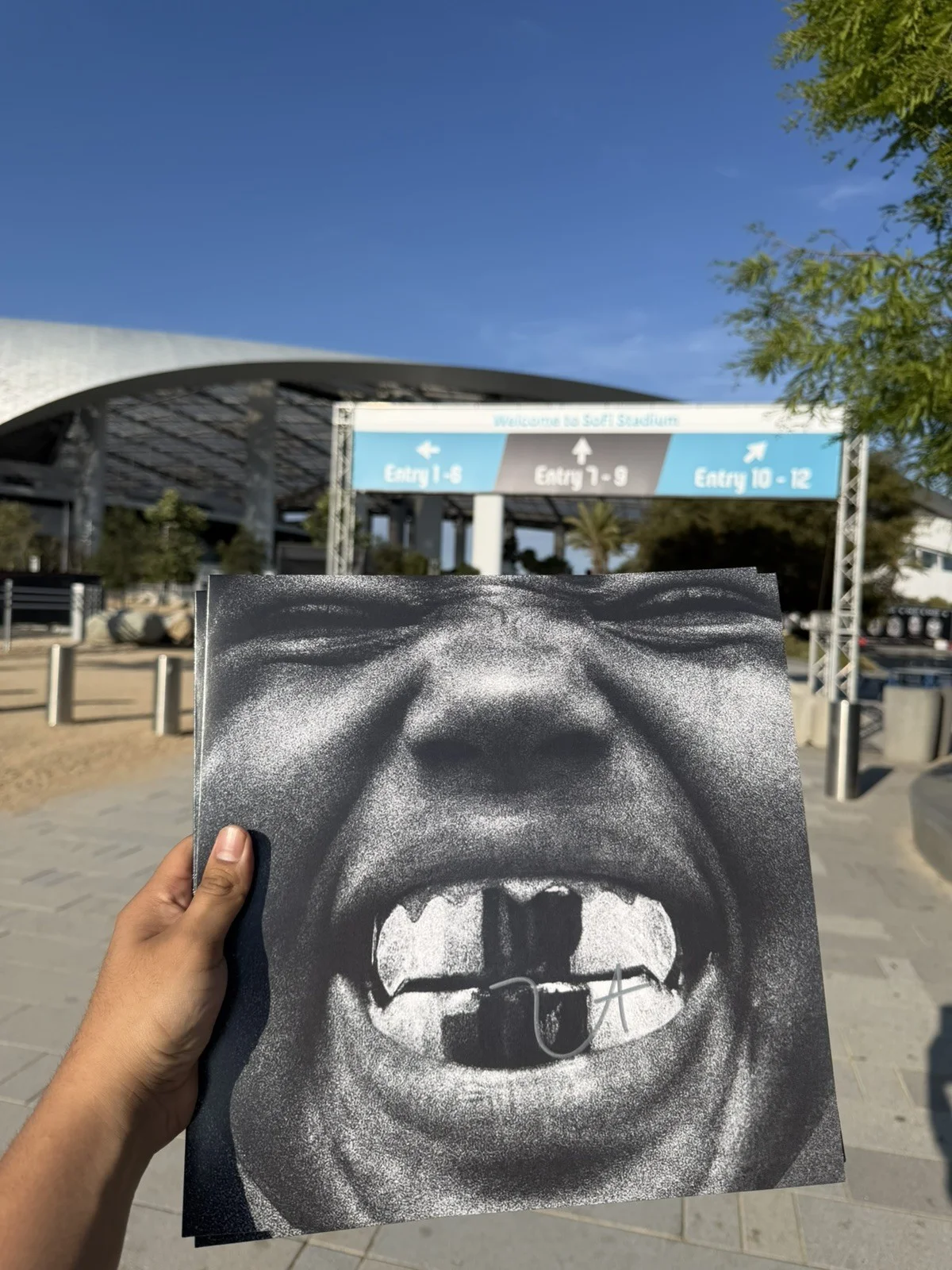 Kanye West Signed VINYL LP AUTOGRAPH “Bully” Sofi Stadium! Sold out! Ship ready!, image 2