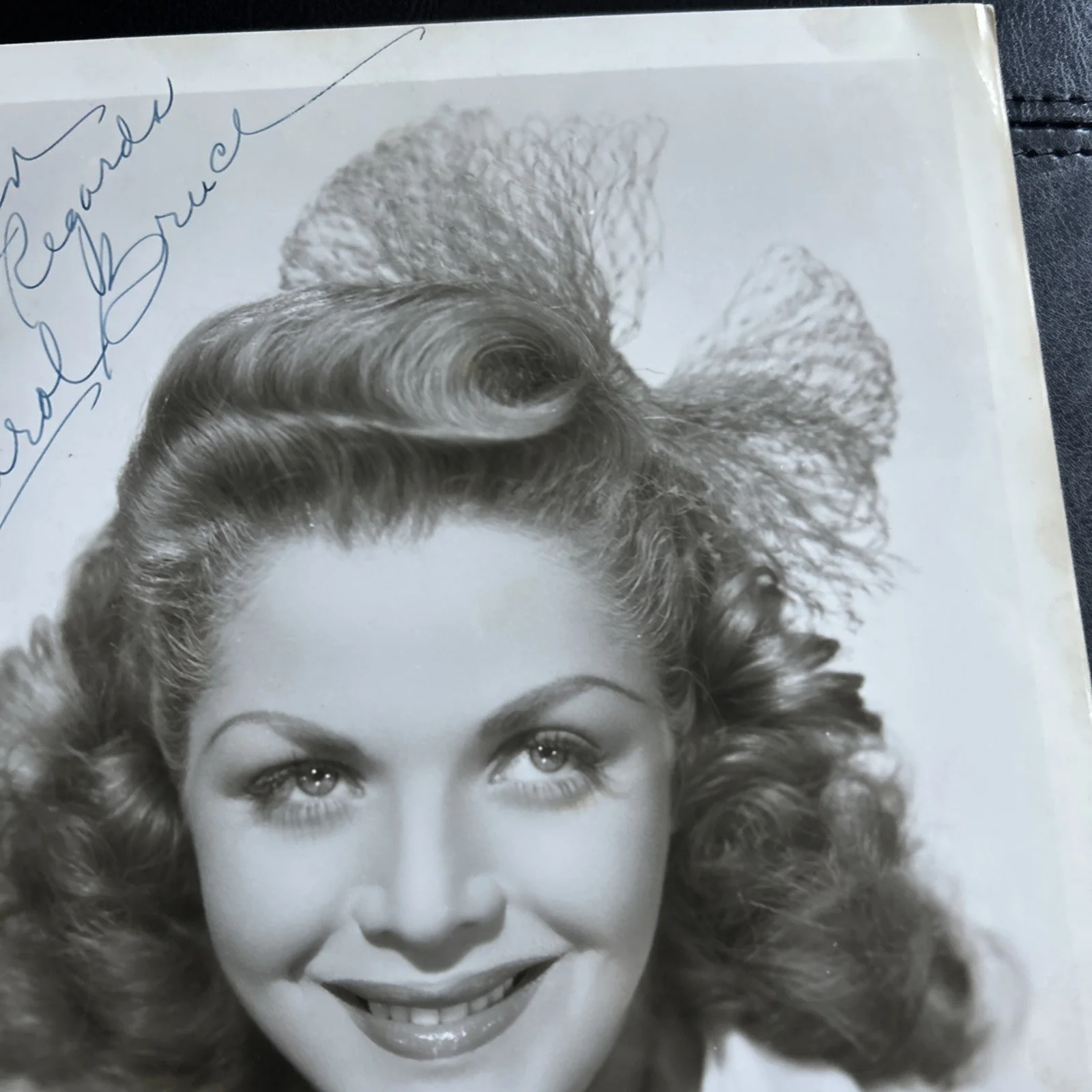 Original Press Photo 8x10 Behind the Eight Ball 1942 Signed Carol Bruce T543, изображение 3