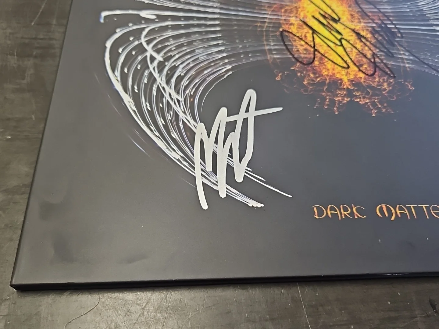 Matt Cameron Jeff Ament Mike McCready Pearl Jam SIGNED Dark Matter Album JSA COA, image 2