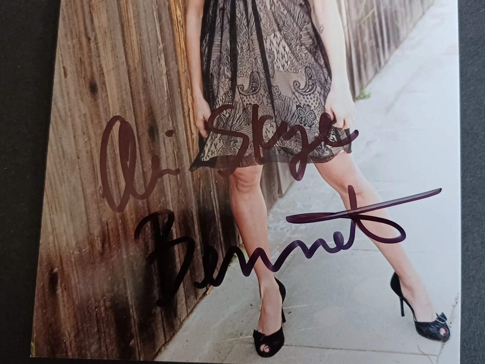 ​Ali Skye Bennet Signed 4x6 Photo - Actress, image 2