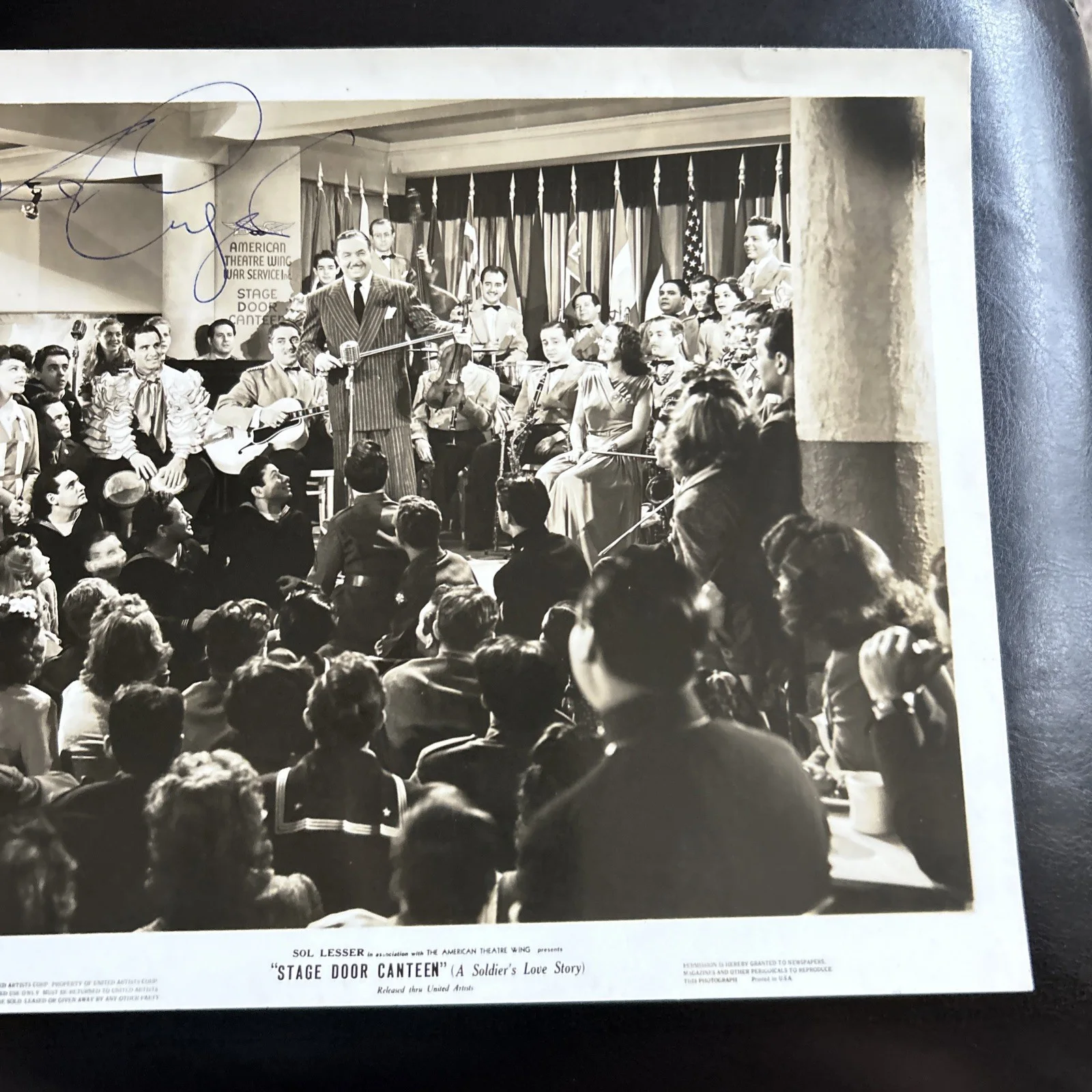 Original Press Photo Stage Door Canteen 1943 Signed Xavier Cugat T552, image 3