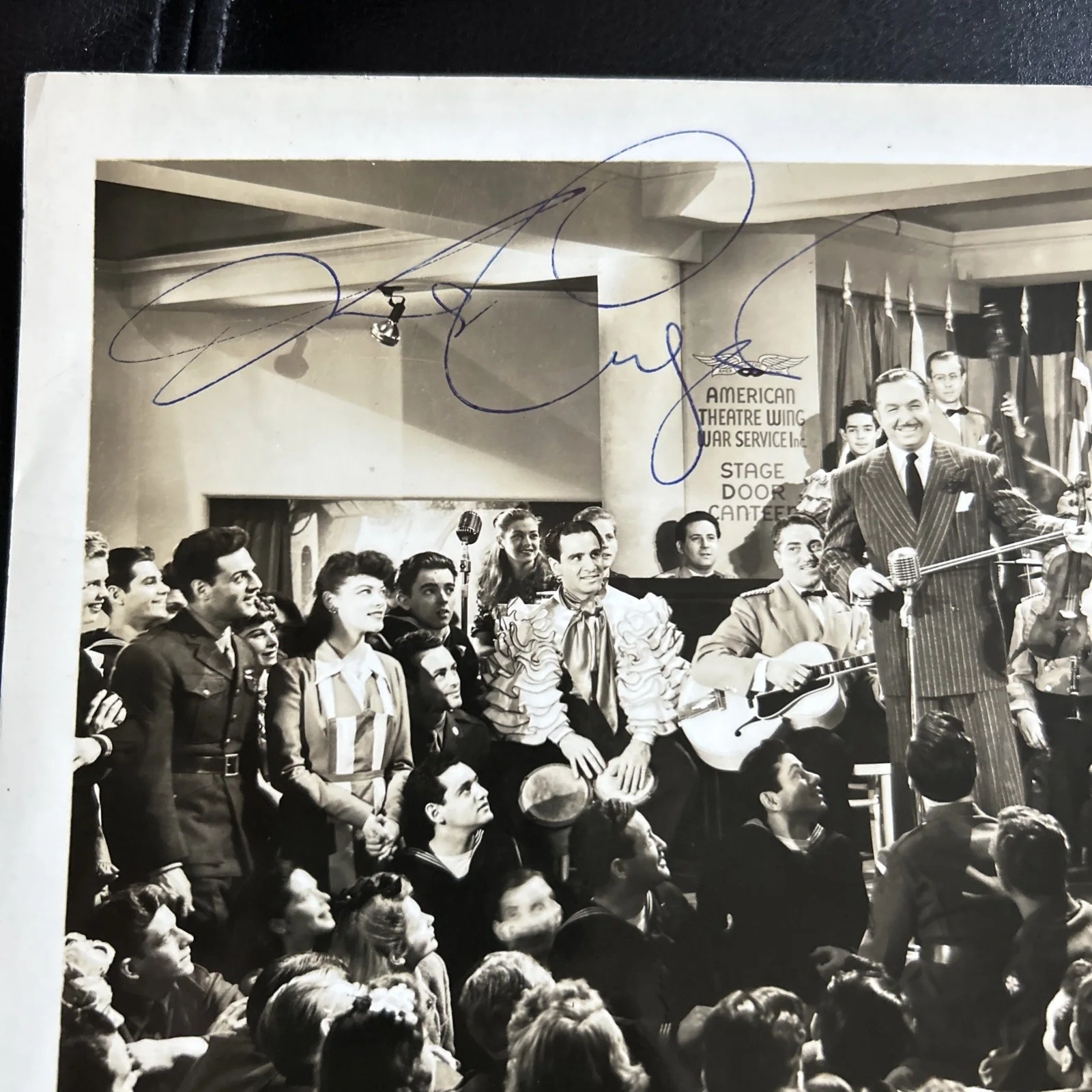Original Press Photo Stage Door Canteen 1943 Signed Xavier Cugat T552, image 4