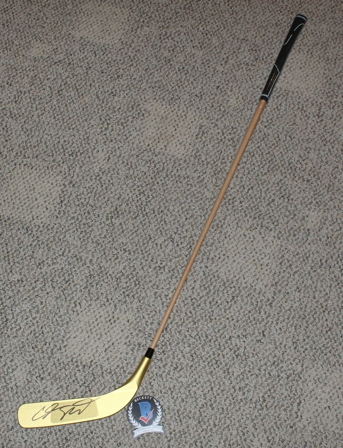 Adam Sandler — ADAM SANDLER SIGNED HAPPY GILMORE MOVIE HOCKEY STICK PUTTER 2 BECKETT COA, изображение 3