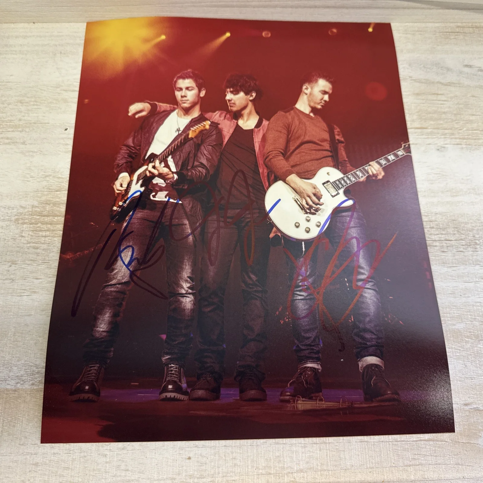 Jonas Brothers - Group Signed/Autographed 8x10 Photo Authentic w/COA & Holograms, изображение 5