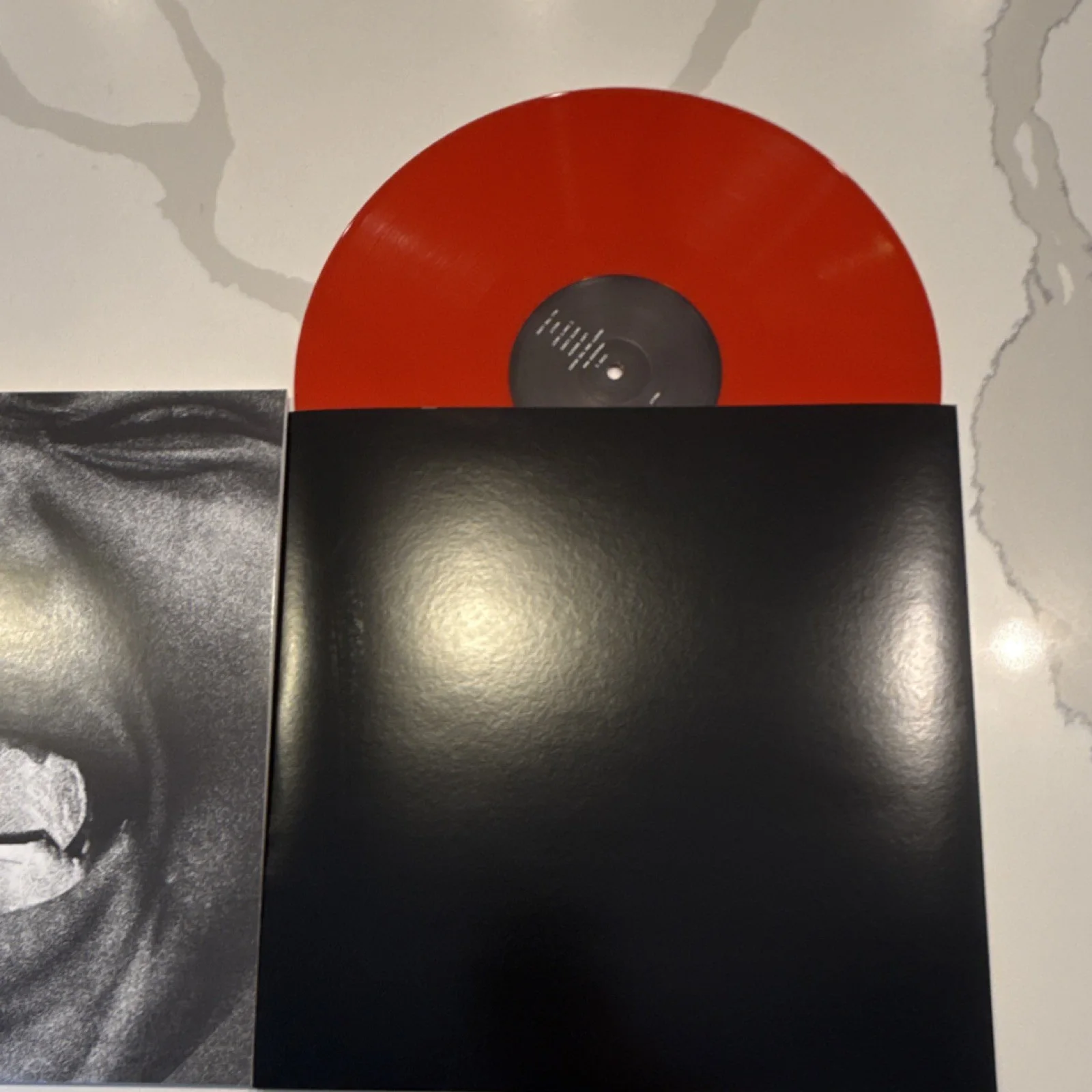 SIGNED Bully Limited Red Vinyl Edition Autographed Rap Album Manufactured in Fra, изображение 4