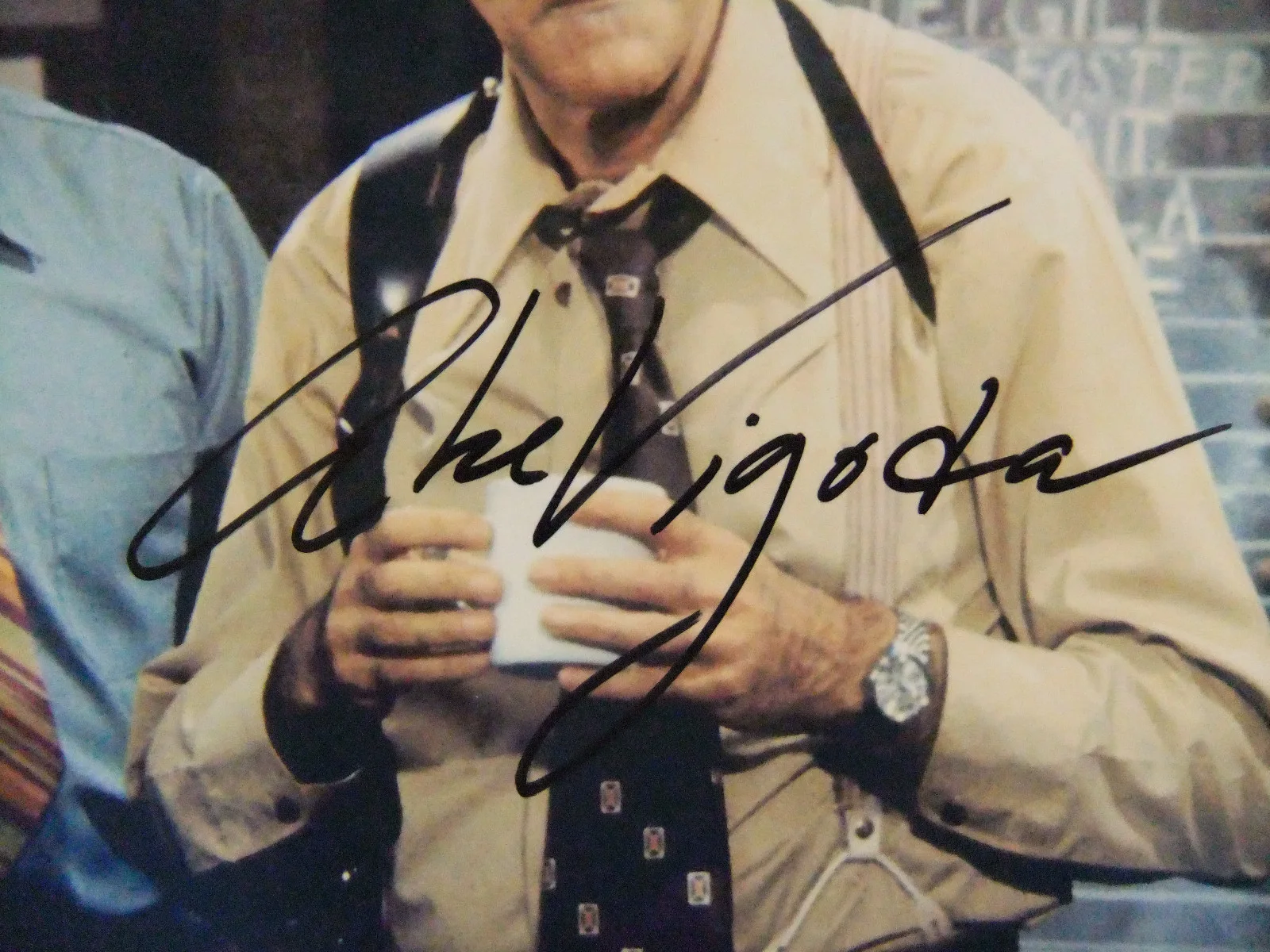 Abe Vigoda Vintage Signed 8x10 Photo Barney Miller Fish The Godfather, изображение 2
