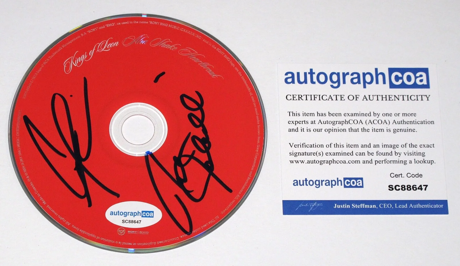 KINGS OF LEON - Caleb Followill & Nathan Followill — Kings Of Leon signed "AHA SHAKE HEARTBREAK" CD Caleb Followill & Nathan ACOA COA