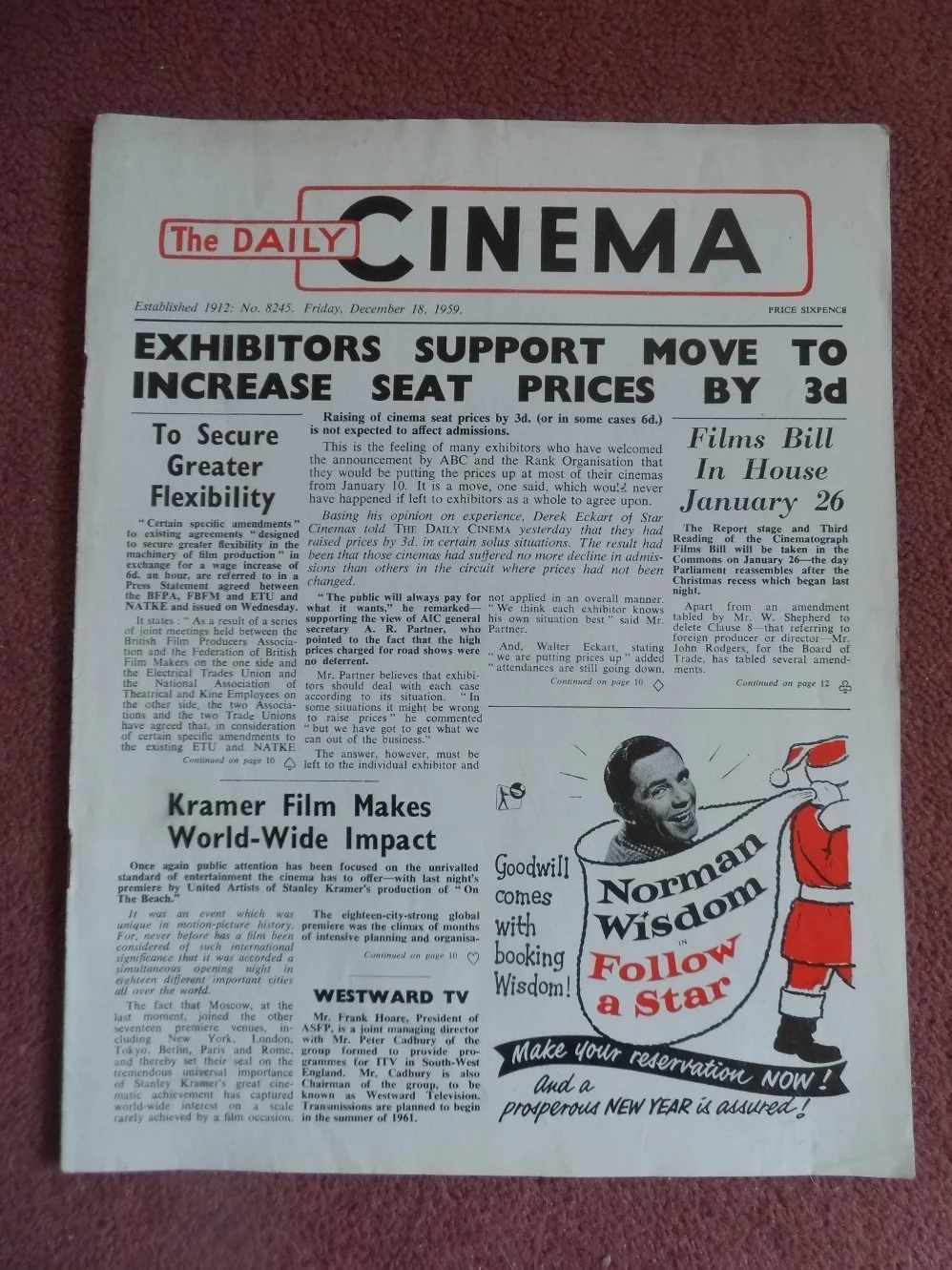 ANTHONY PERKINS, GREGORY PECK in 1959 in UK trade mag DAILY CINEMA, изображение 4