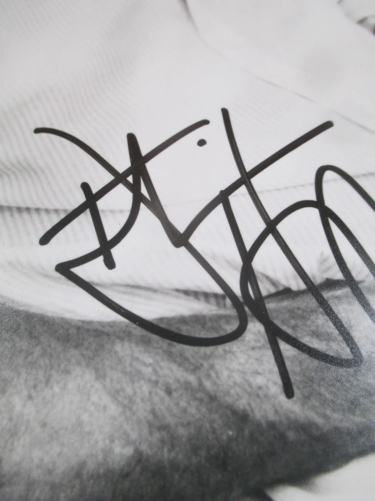autograph — Dustin Hoffman Signed 8x10 Photo Autograph (not Authenticated), image 2