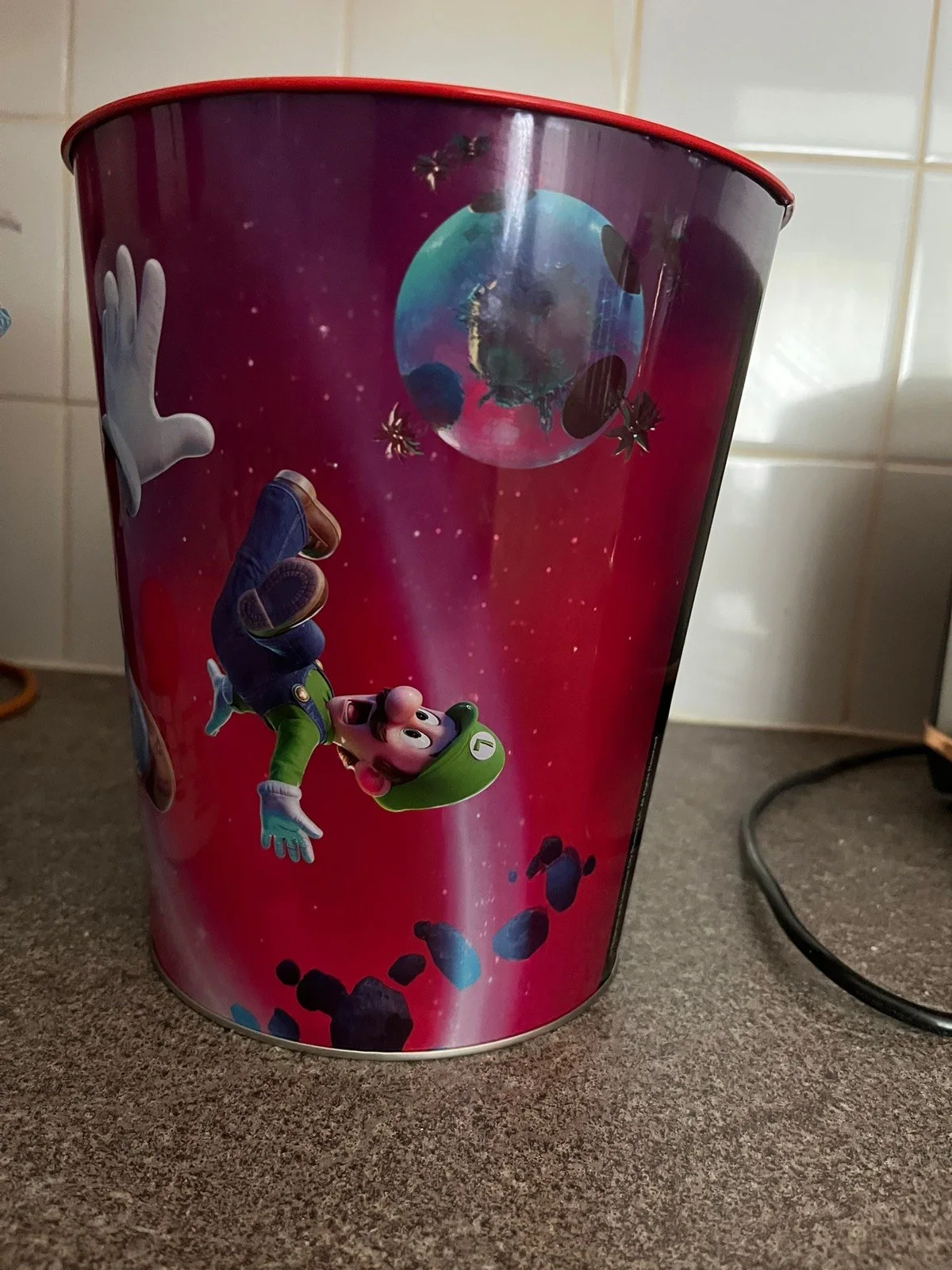 Super Mario Galaxy Movie Theater Tin Red Popcorn Bucket Bowser Yoshi, изображение 3