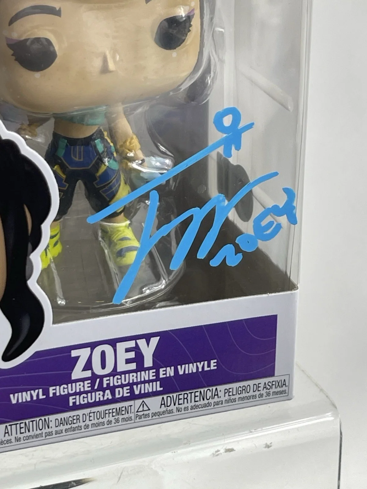 Ji-young Yoo — Ji-young Yoo Signed Zoey KPop Demon Hunters 2256 Funko Beckett COA (#2), изображение 2