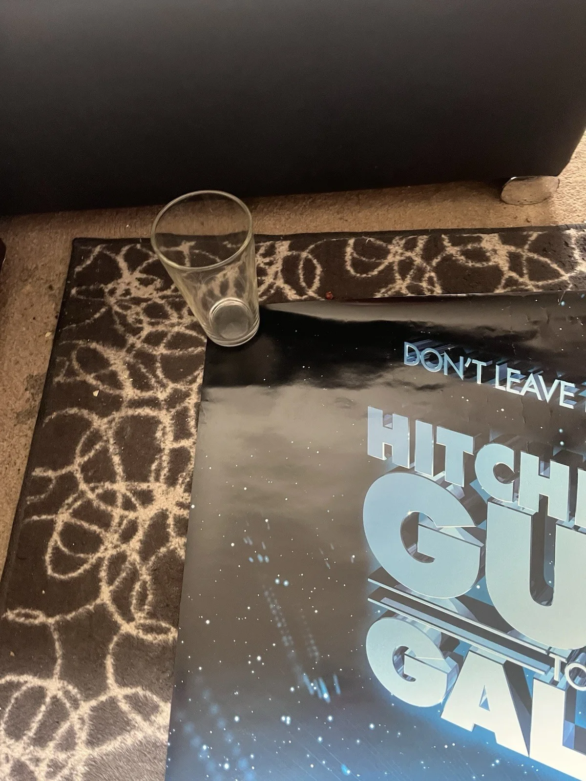 Hitchhikers Guide To The Galaxy Quad Cinema Poster Rolled Not Folded, изображение 4