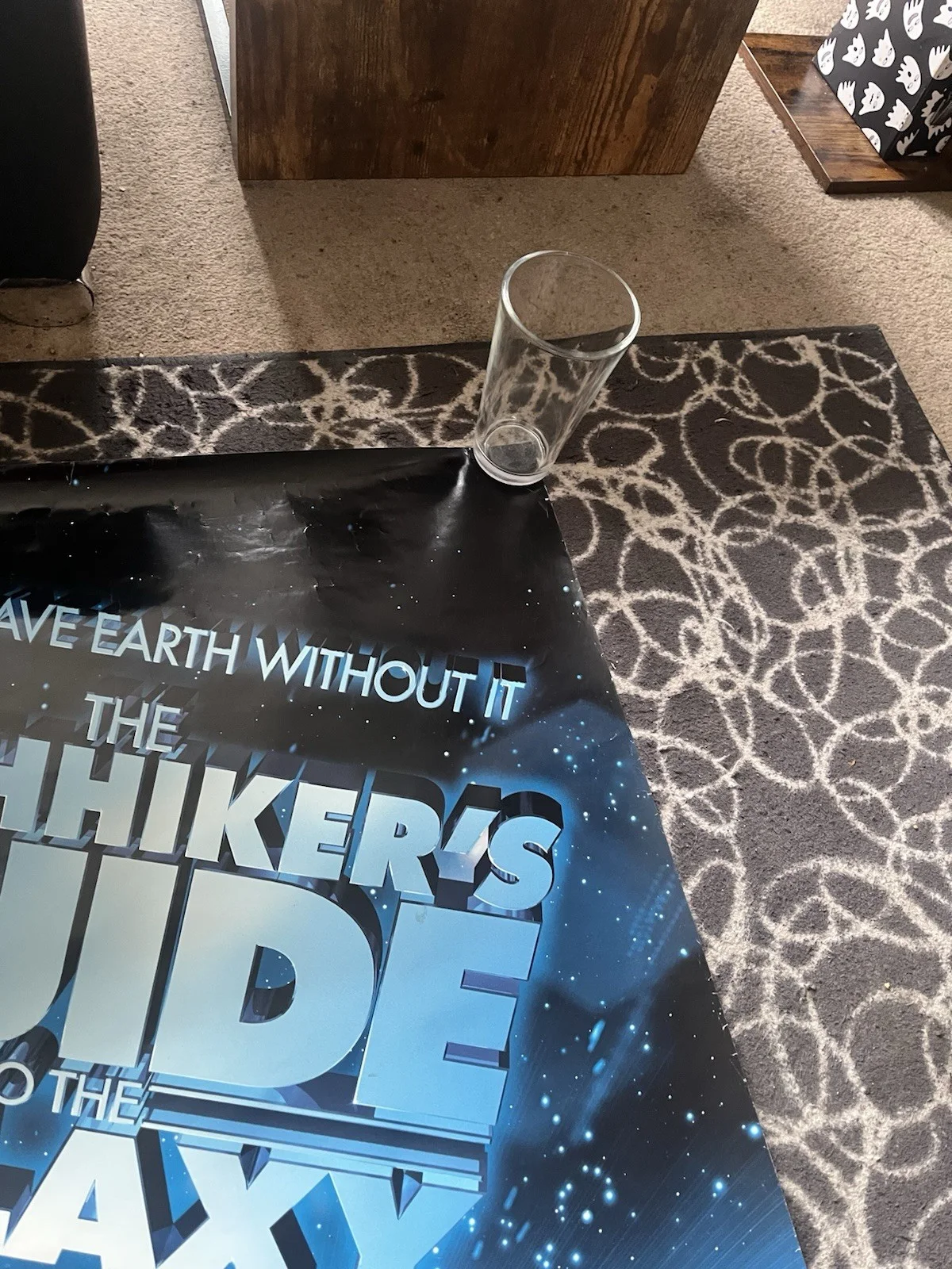 Hitchhikers Guide To The Galaxy Quad Cinema Poster Rolled Not Folded, изображение 5