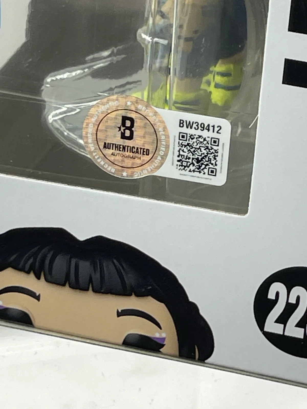 Ji-young Yoo — Ji-young Yoo Signed Zoey KPop Demon Hunters 2256 Funko Beckett COA (#1), изображение 3
