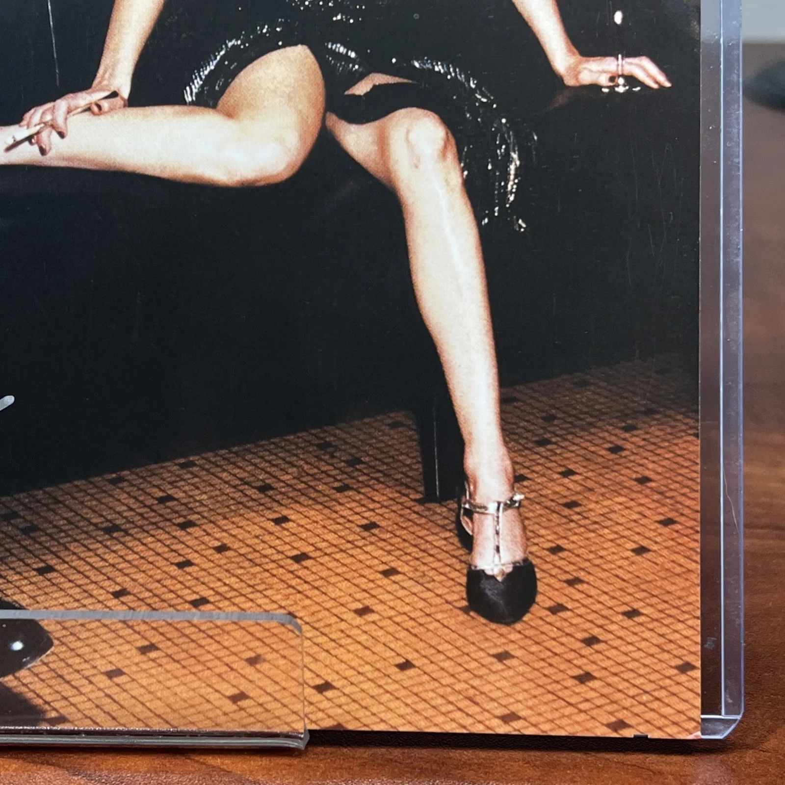 ASHLEY JUDD SIGNED 8x10 PHOTO, image 5