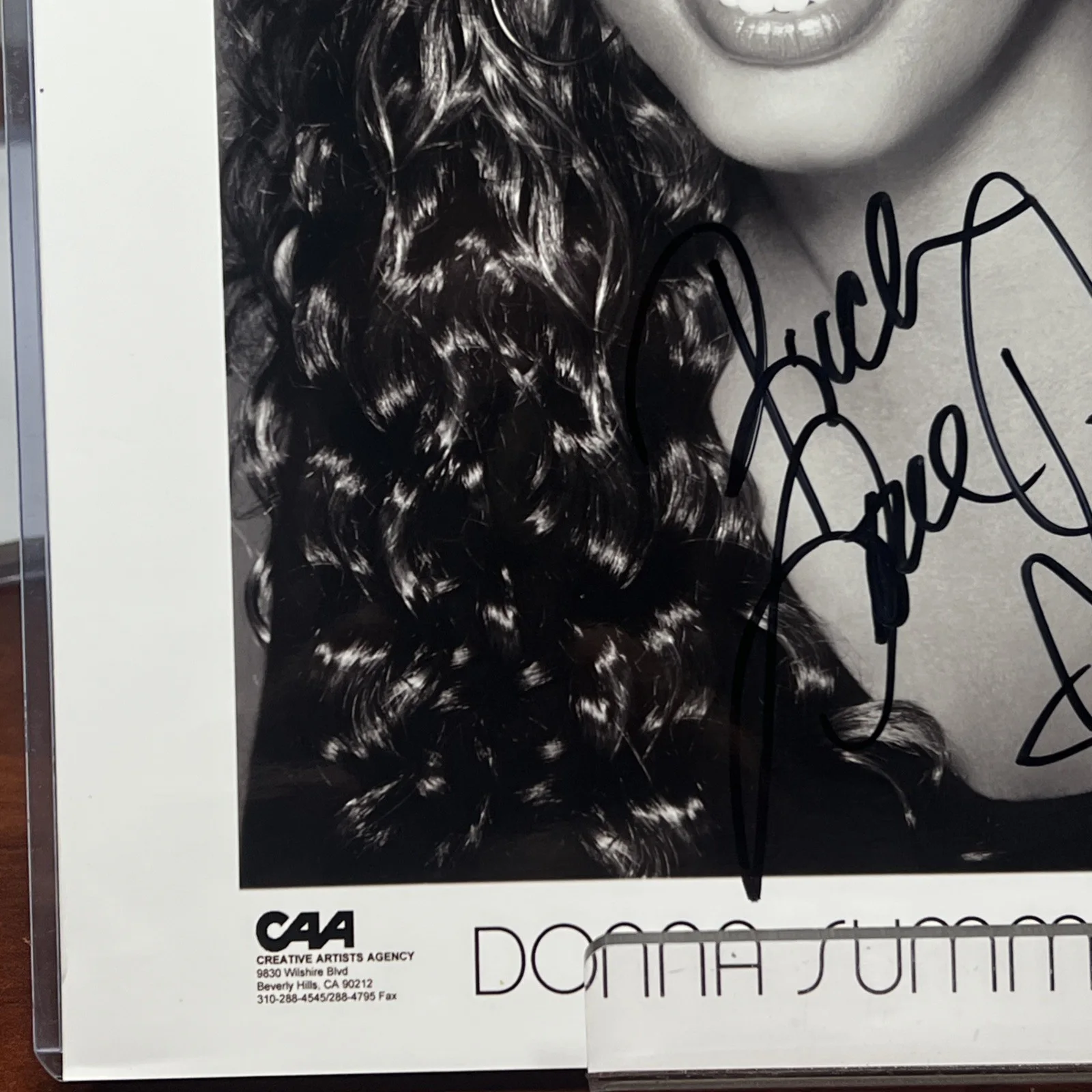 Donna Summer REAL hand SIGNED 8x10" Photo COA Autographed Queen of Disco, image 5