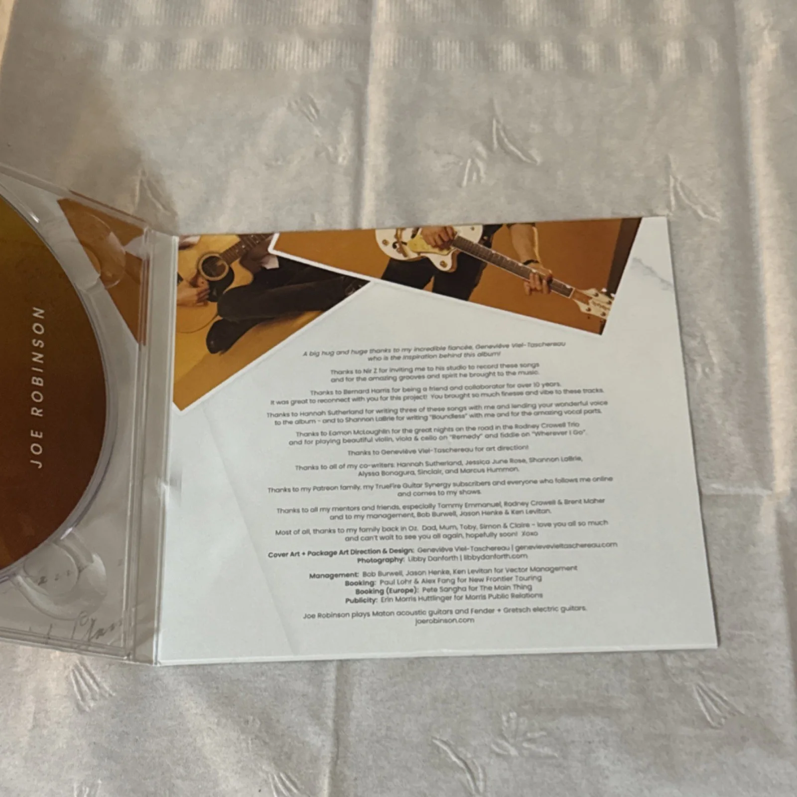 Joe Robinson Autographed 'Borders' CD Original Music Collectible, изображение 4
