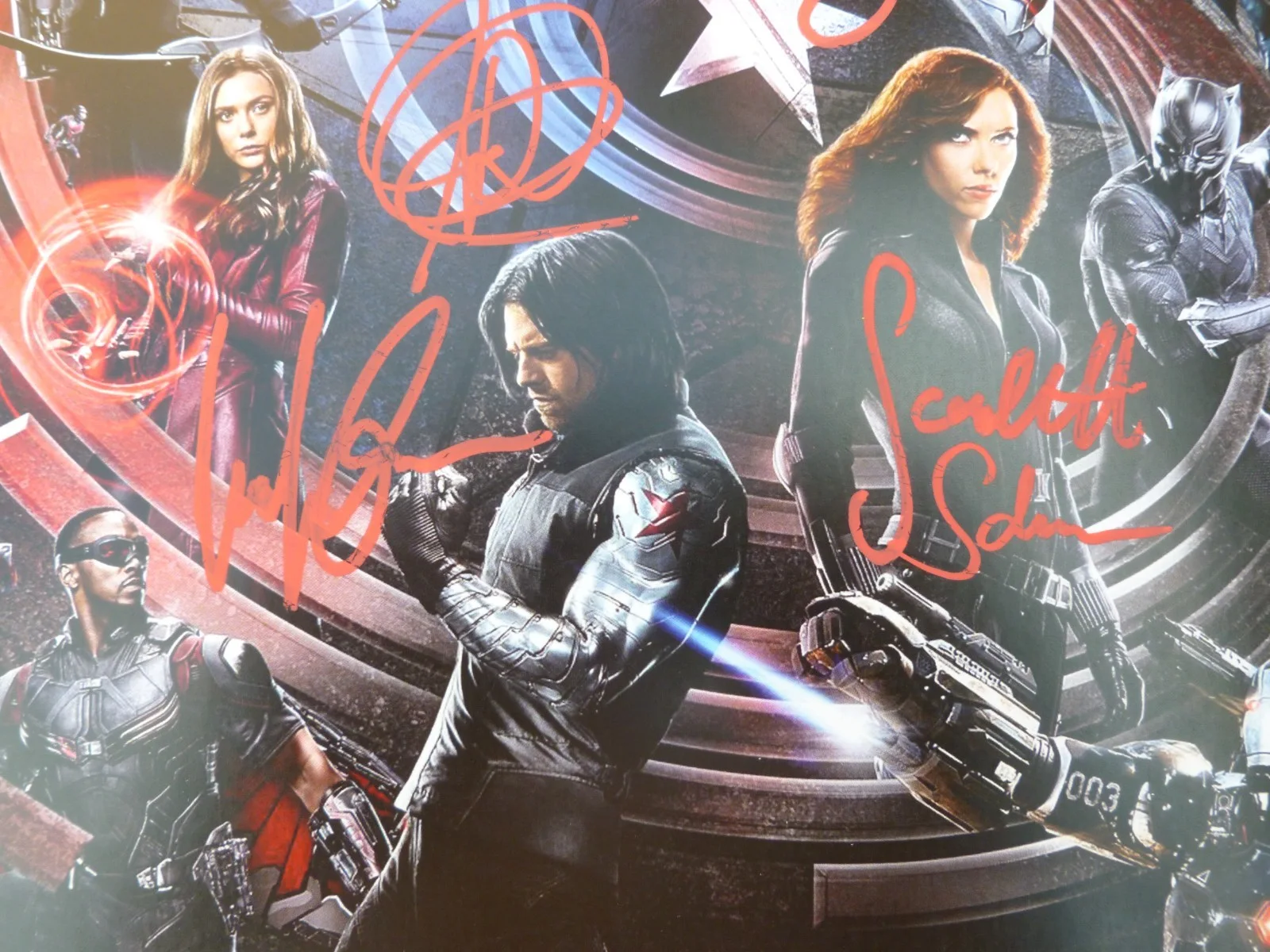 6 cast members — Cast signed "Captain America,Civil War" Color 8X10 W/Holog., COA, image 2