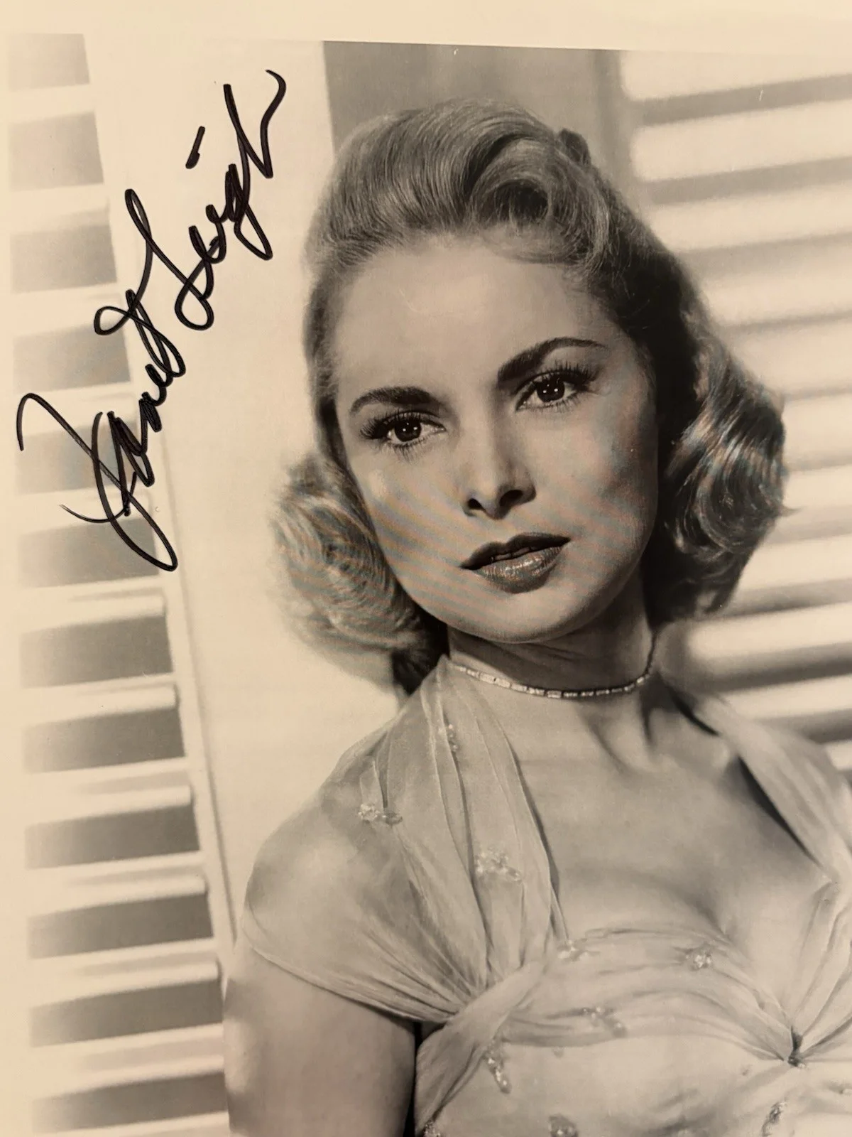 Janet Leigh — Janet Leigh PSA DNA COA Autograph 8x10 Photo Signed Psycho Hitchcock, image 2