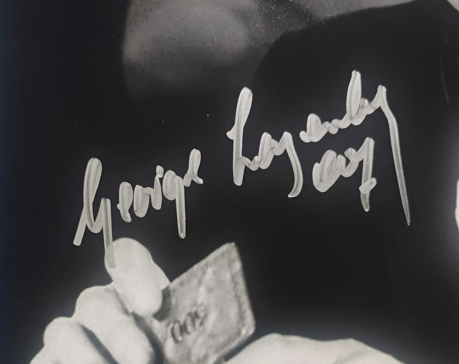 George Lazenby Hand Signed 8x10 Photo JSA COA James Bond NO US TARIFFS, изображение 3