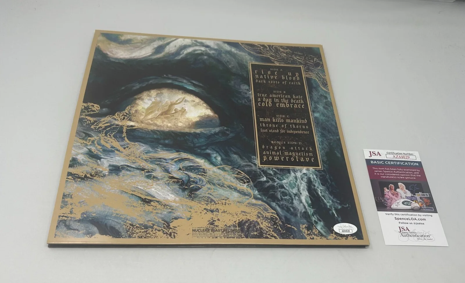 Chuck Billy of Testament signed Dark Roots Of Earth Album JSA COA, изображение 2