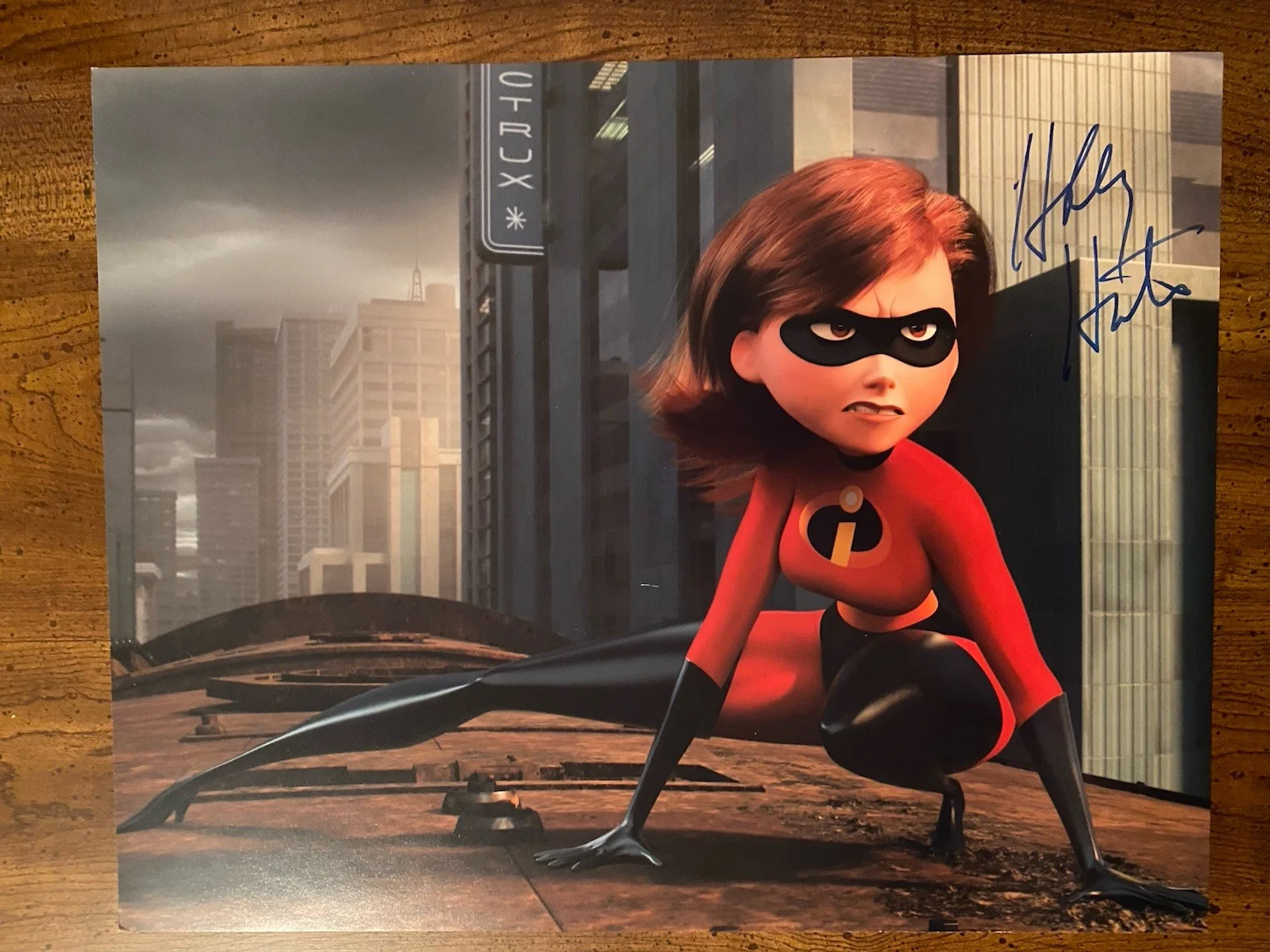 Holly Hunter — Holly Hunter Signed Autographed 14x11 Photo With COA The Incredibles 2