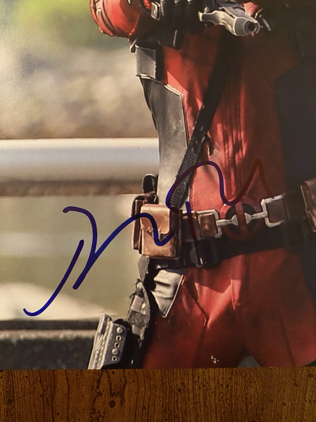 Ryan Reynolds — Ryan Reynolds Signed Autographed Photo With COA Deadpool And Wolverine Marvel, image 2