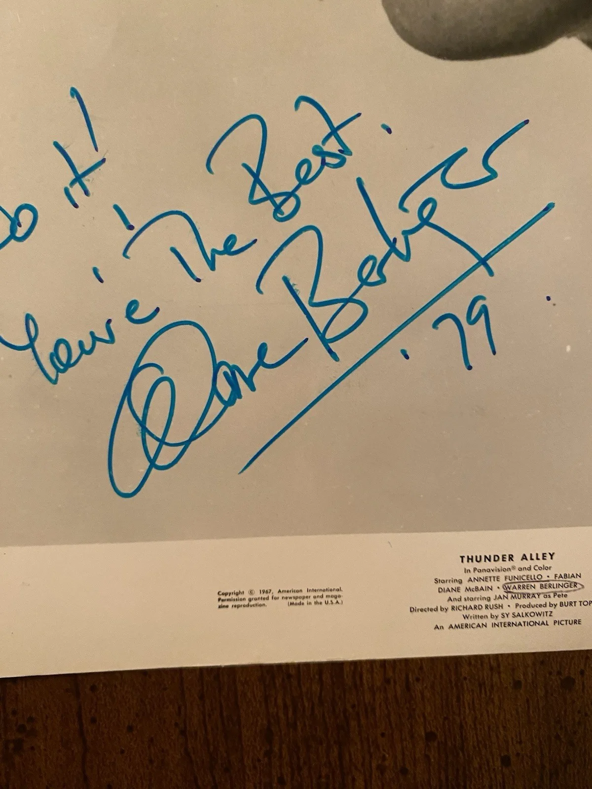 Warren Berlinger — Warren Berlinger Signed Autographed Vintage Photo With COA Thunder Alley NICE, изображение 3