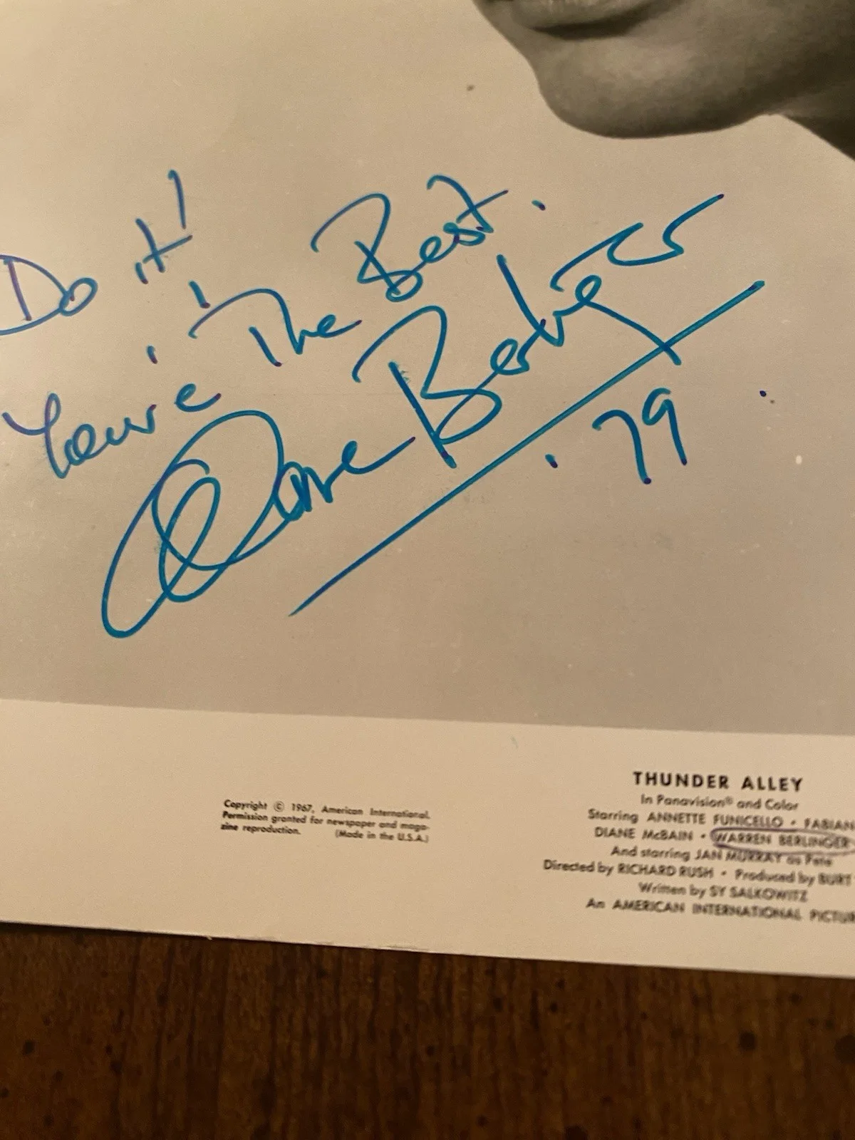 Warren Berlinger — Warren Berlinger Signed Autographed Vintage Photo With COA Thunder Alley NICE, изображение 4